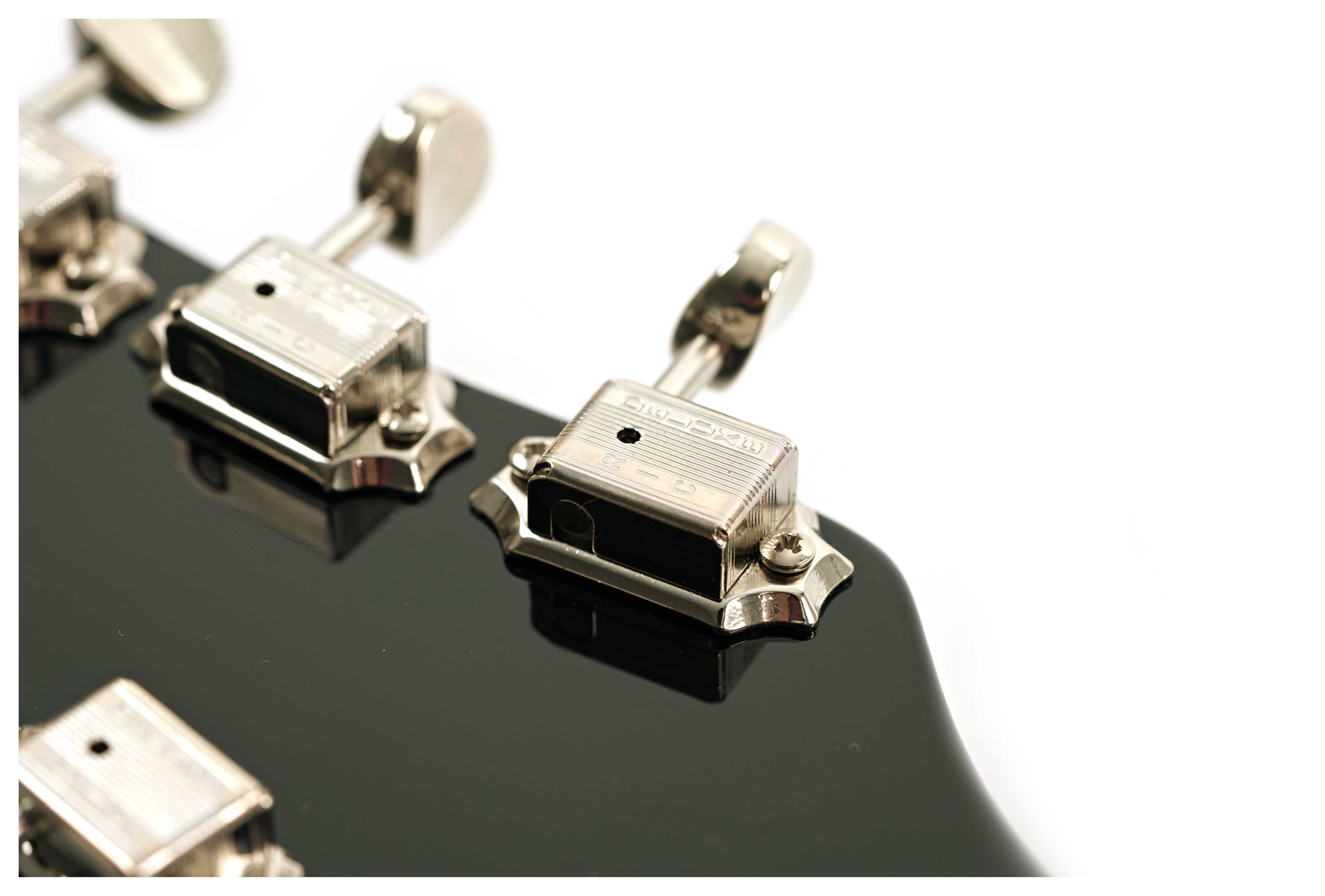 Rickenbacker 660 Jetglo