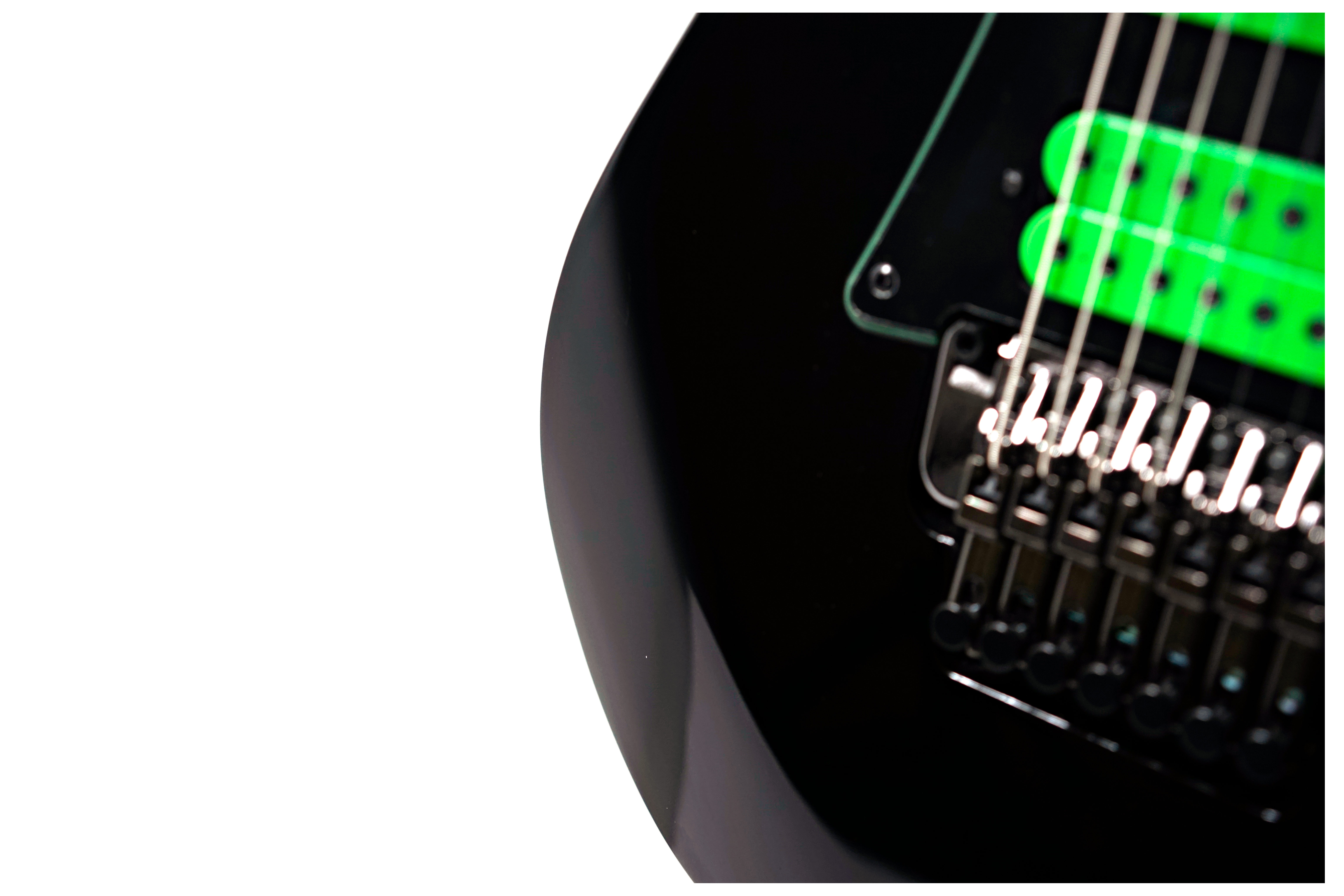 Ibanez Signature UV70P Steve Vai Universe 7 String Black (Ex-Demo) #250209937