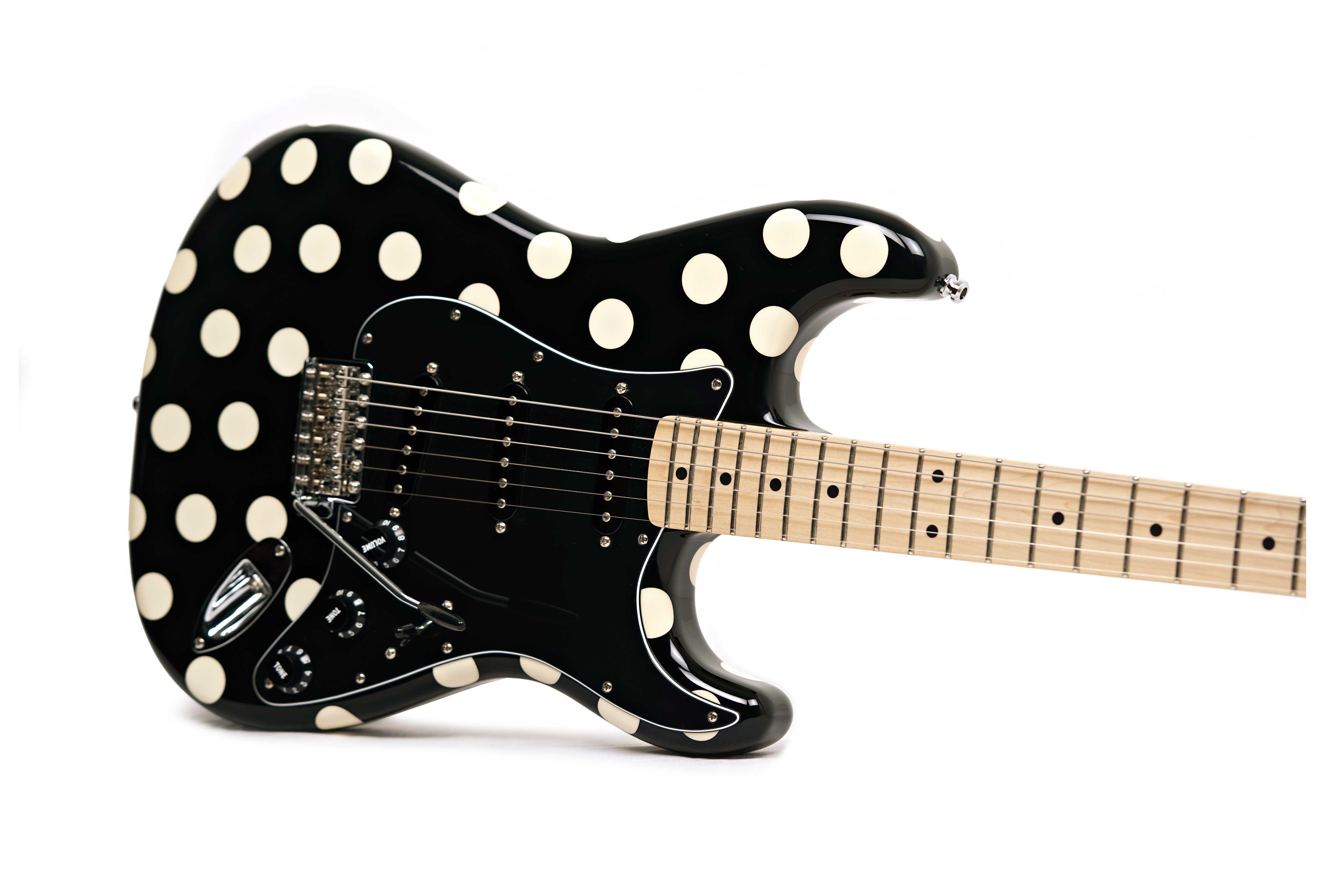 Fender Buddy Guy Polka Dot Stratocaster Maple Fingerboard Black/White Dots (Ex-Demo) #MX22136735