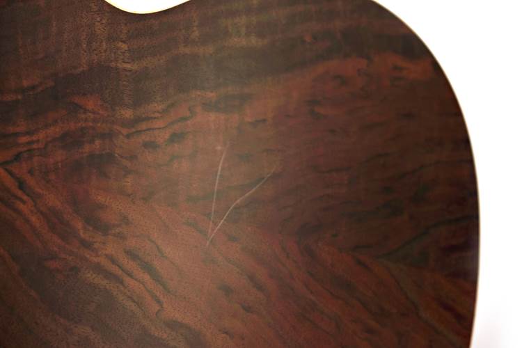 Lowden O23 Walnut/Red Cedar (Ex-Demo) #28906 Lowden O23 Walnut/Red Cedar (Ex-Demo) #28906