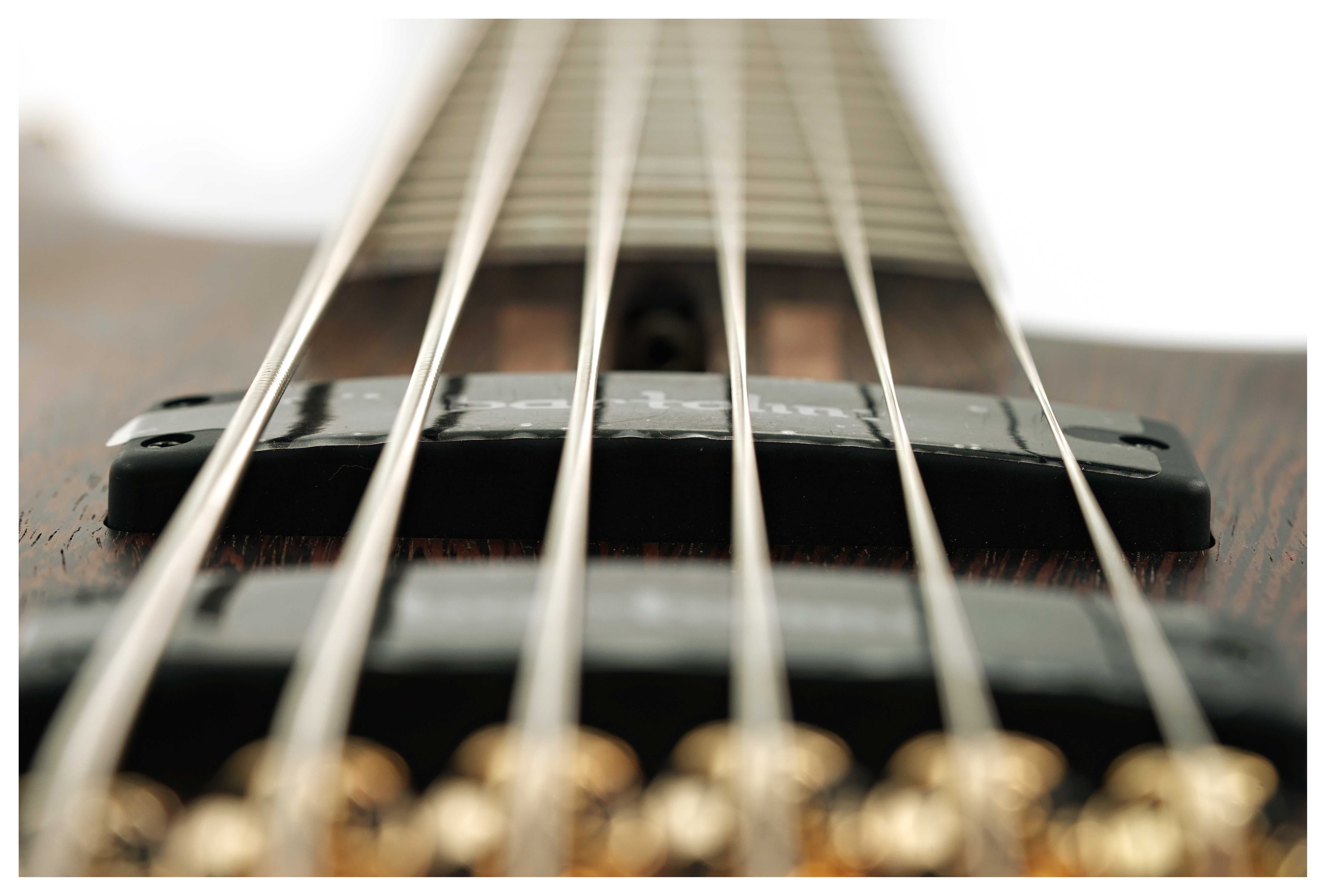 Ibanez SR5006 Prestige 6-String Bartolini Oil Finish