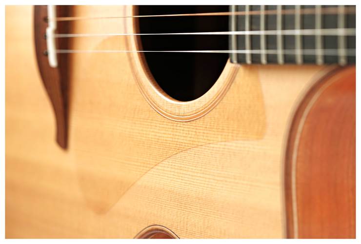 Lowden Jon Gomm Signature Black Cherry/Hybrid Top (Spruce/Red Cedar) #23799 Lowden Jon Gomm Signature Black Cherry/Hybrid Top (Spruce/Red Cedar) #23799