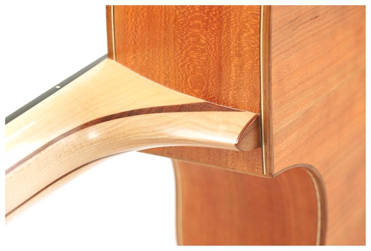 Lowden Jon Gomm Signature Black Cherry/Hybrid Top (Spruce/Red Cedar) #23799 Lowden Jon Gomm Signature Black Cherry/Hybrid Top (Spruce/Red Cedar) #23799
