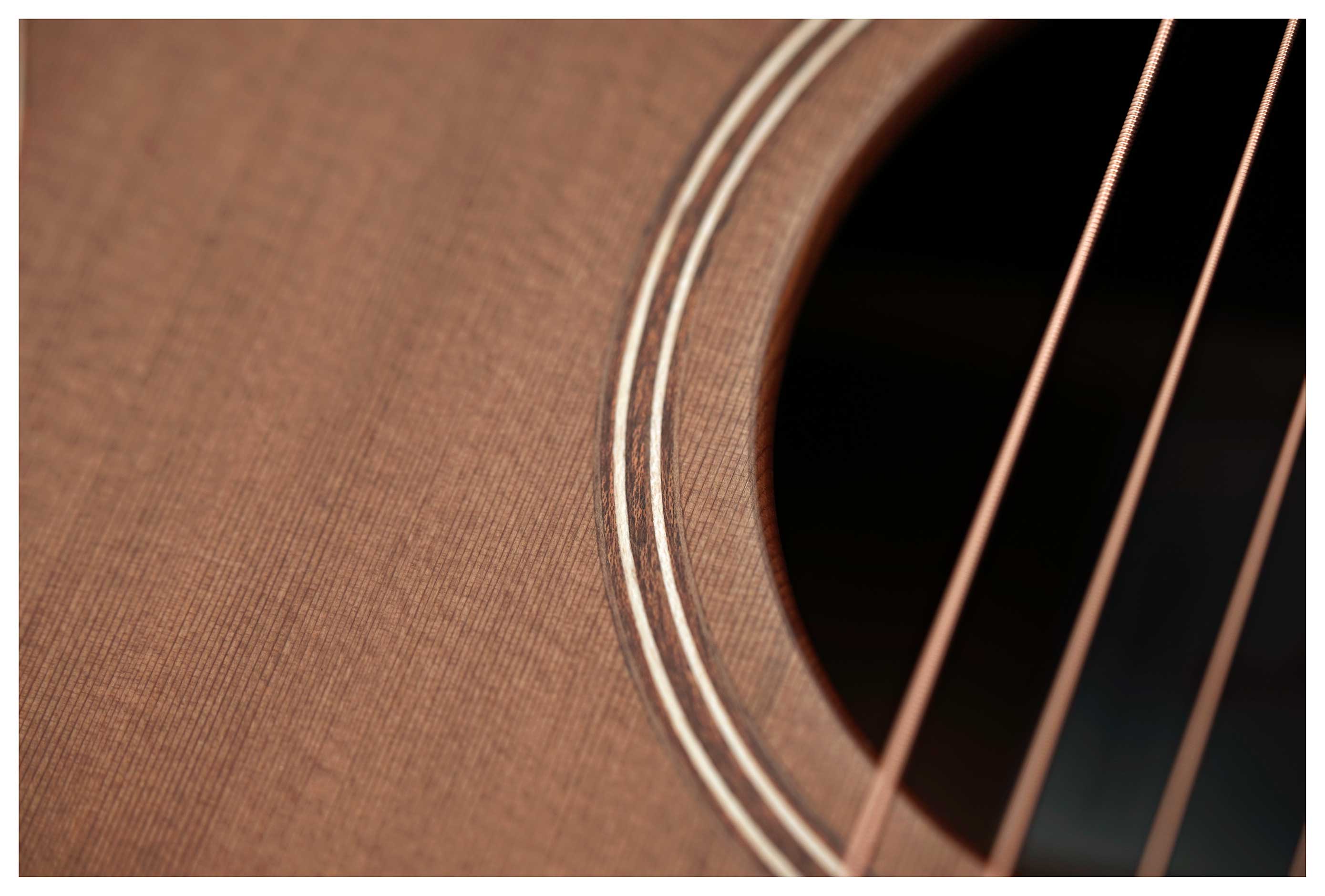 Lowden O22 Mahogany/Red Cedar #29263