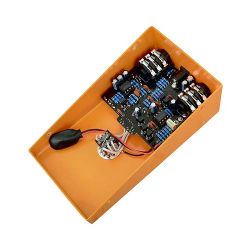 Fredric Effects Dresden Synth Fuzz Fredric Effects Dresden Synth Fuzz