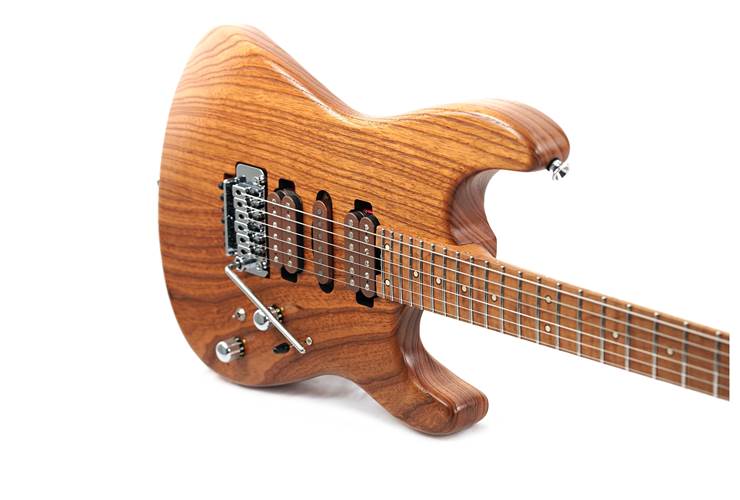 Charvel Guthrie Govan USA Signature HSH Caramelized Ash #GG23000214 Charvel Guthrie Govan USA Signature HSH Caramelized Ash #GG23000214