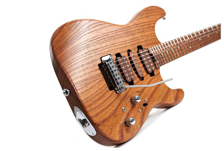 Charvel Guthrie Govan USA Signature HSH Caramelized Ash #GG23000214 Charvel Guthrie Govan USA Signature HSH Caramelized Ash #GG23000214