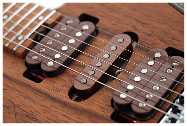 Charvel Guthrie Govan USA Signature HSH Caramelized Ash #GG23000249 Charvel Guthrie Govan USA Signature HSH Caramelized Ash #GG23000249