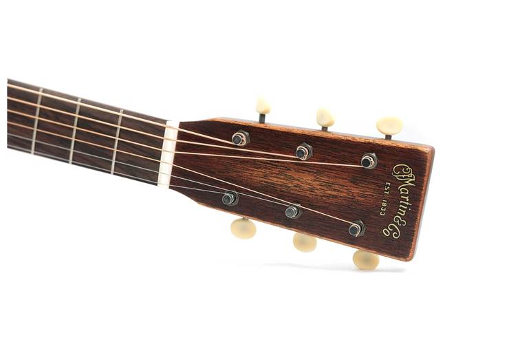 Martin D-15M StreetMaster Martin D-15M StreetMaster