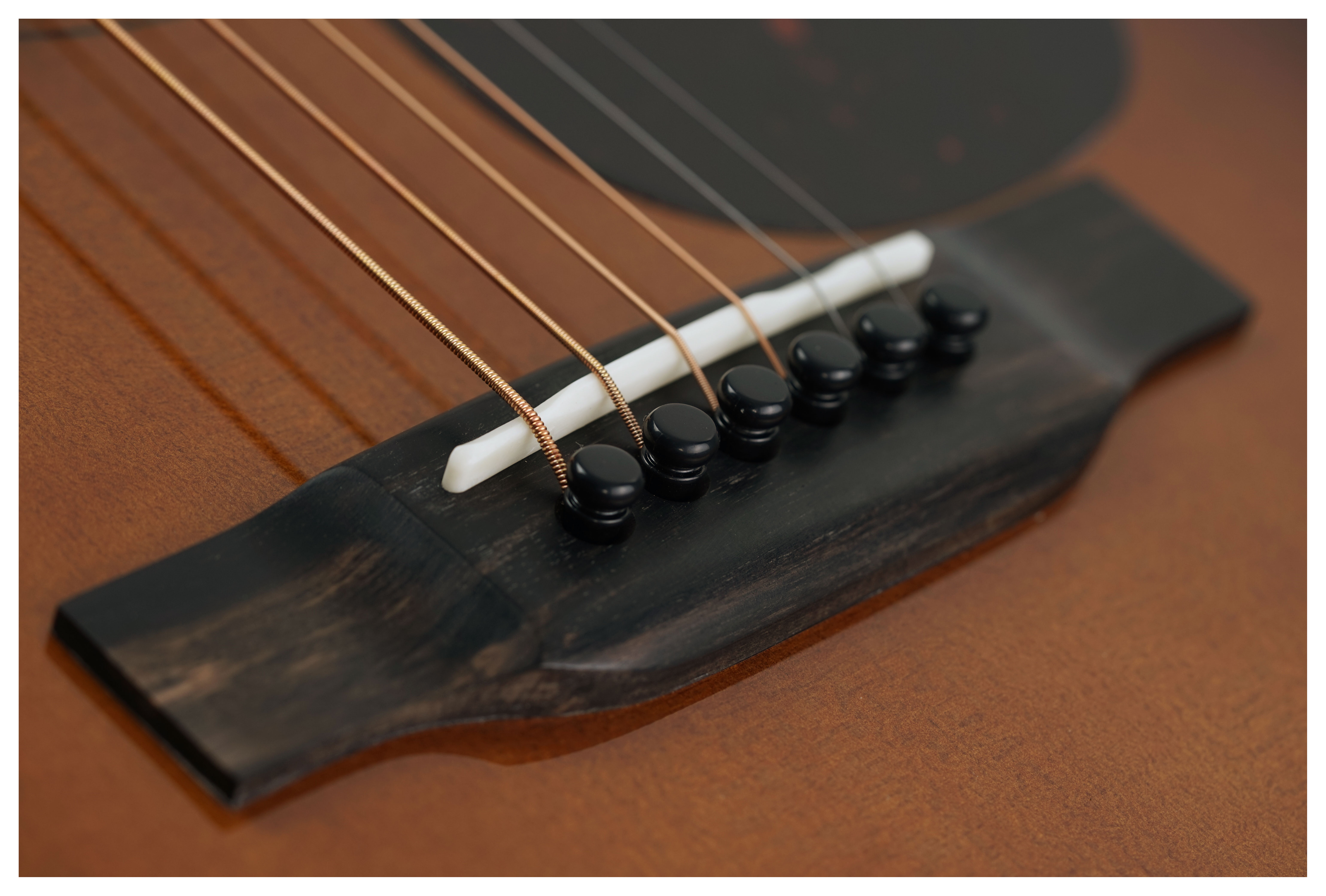 Martin D-18 Ambertone | guitarguitar