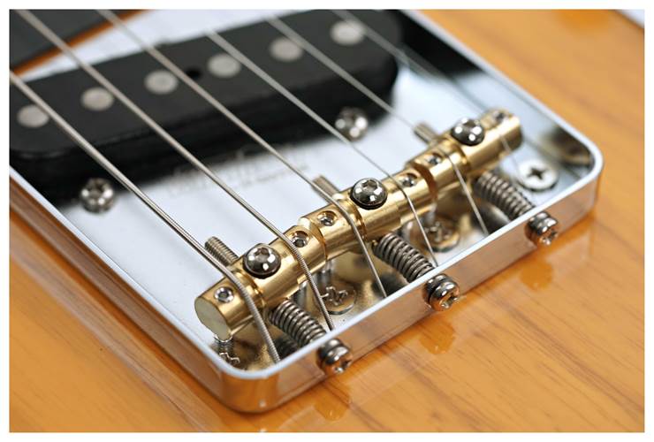 Suhr Classic Antique T Trans Butterscotch Swamp Ash Maple Fingerboard #79998 Suhr Classic Antique T Trans Butterscotch Swamp Ash Maple Fingerboard #79998