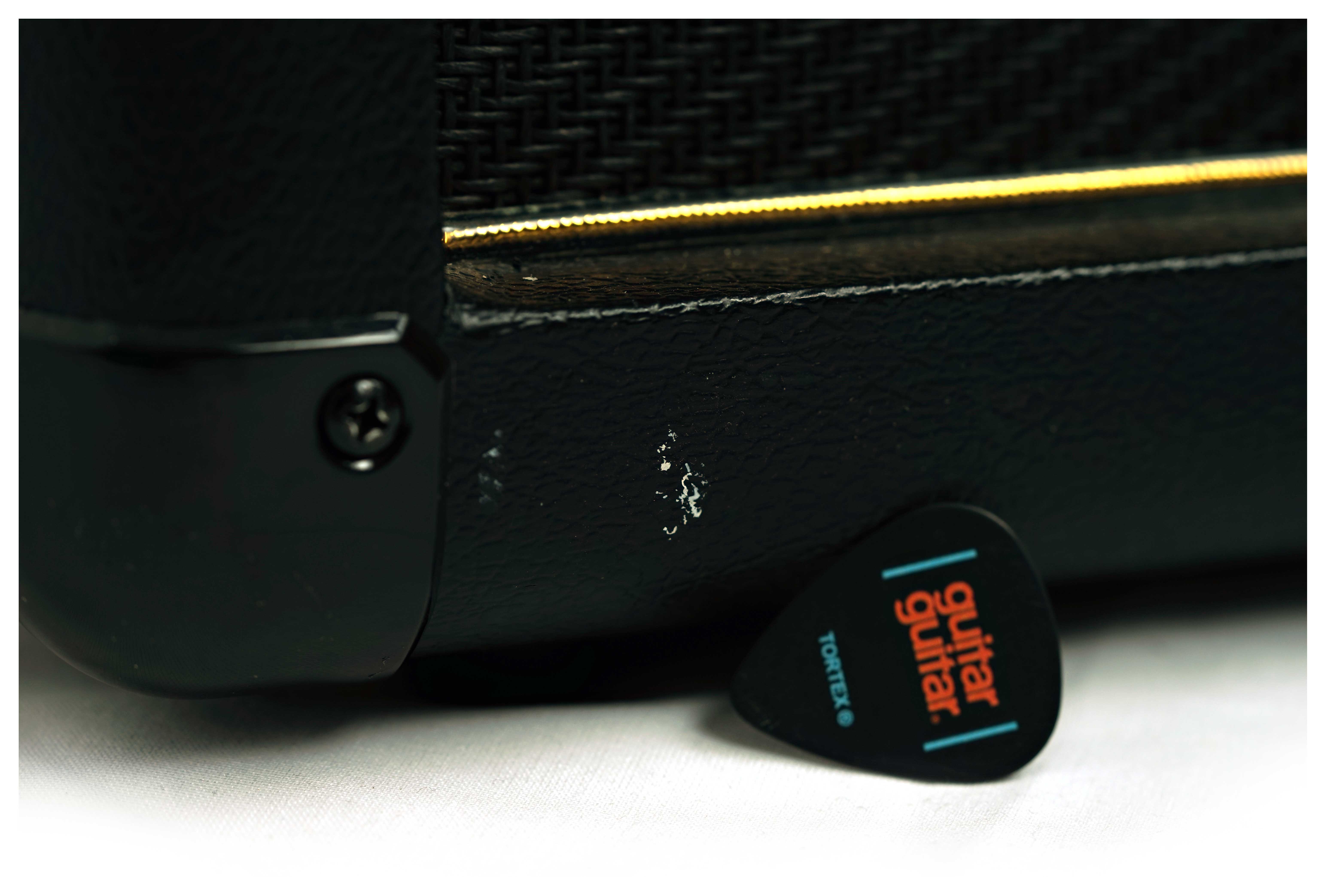 Marshall MG30GFX 30 Watt Guitar Combo Black and Gold (Ex-Demo) #V0127E1AFH