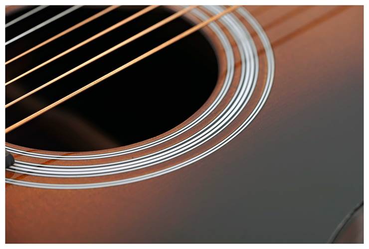 Martin Standard Series OM21 Sunburst Martin Standard Series OM21 Sunburst
