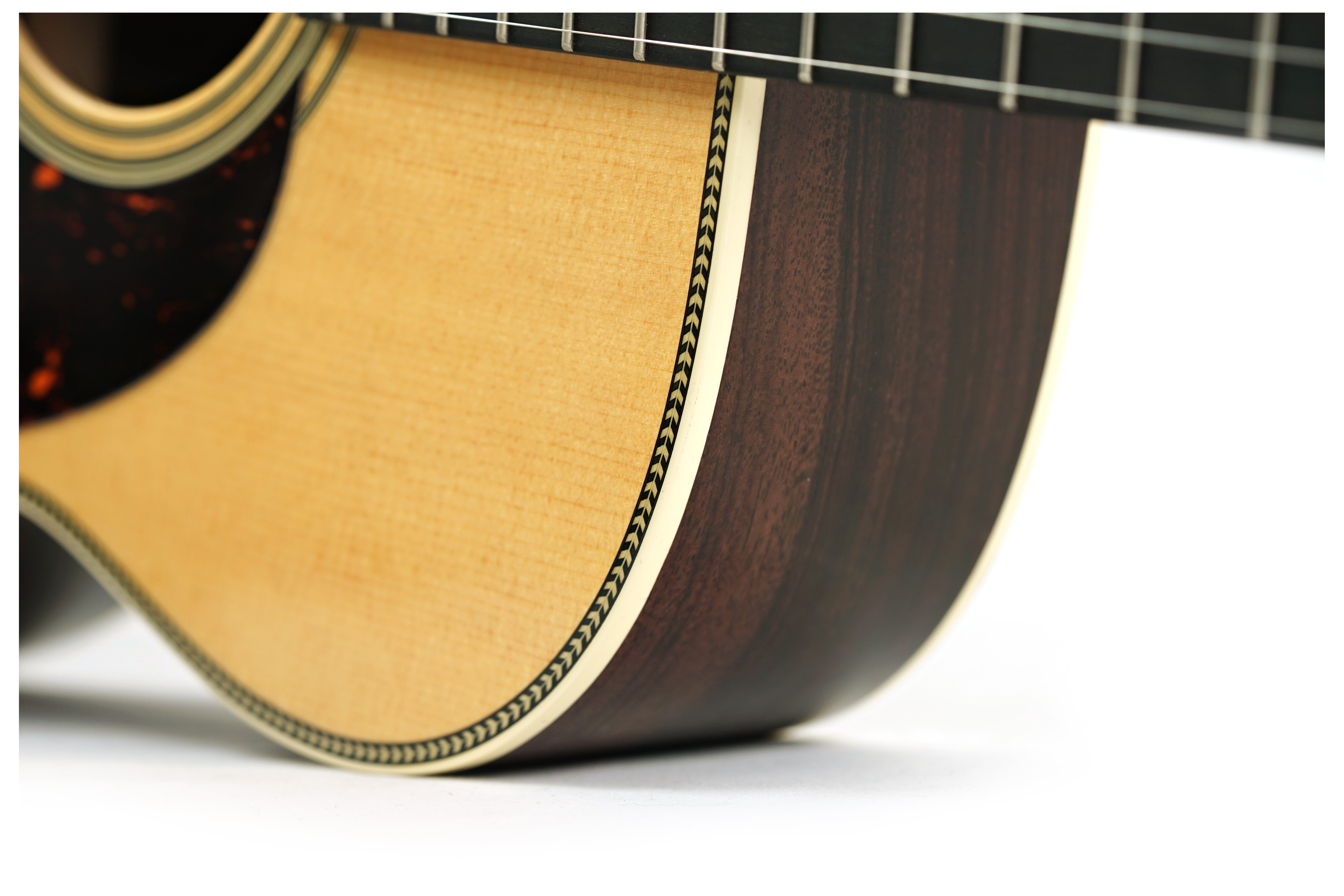 Martin Standard Series 000-28 | guitarguitar