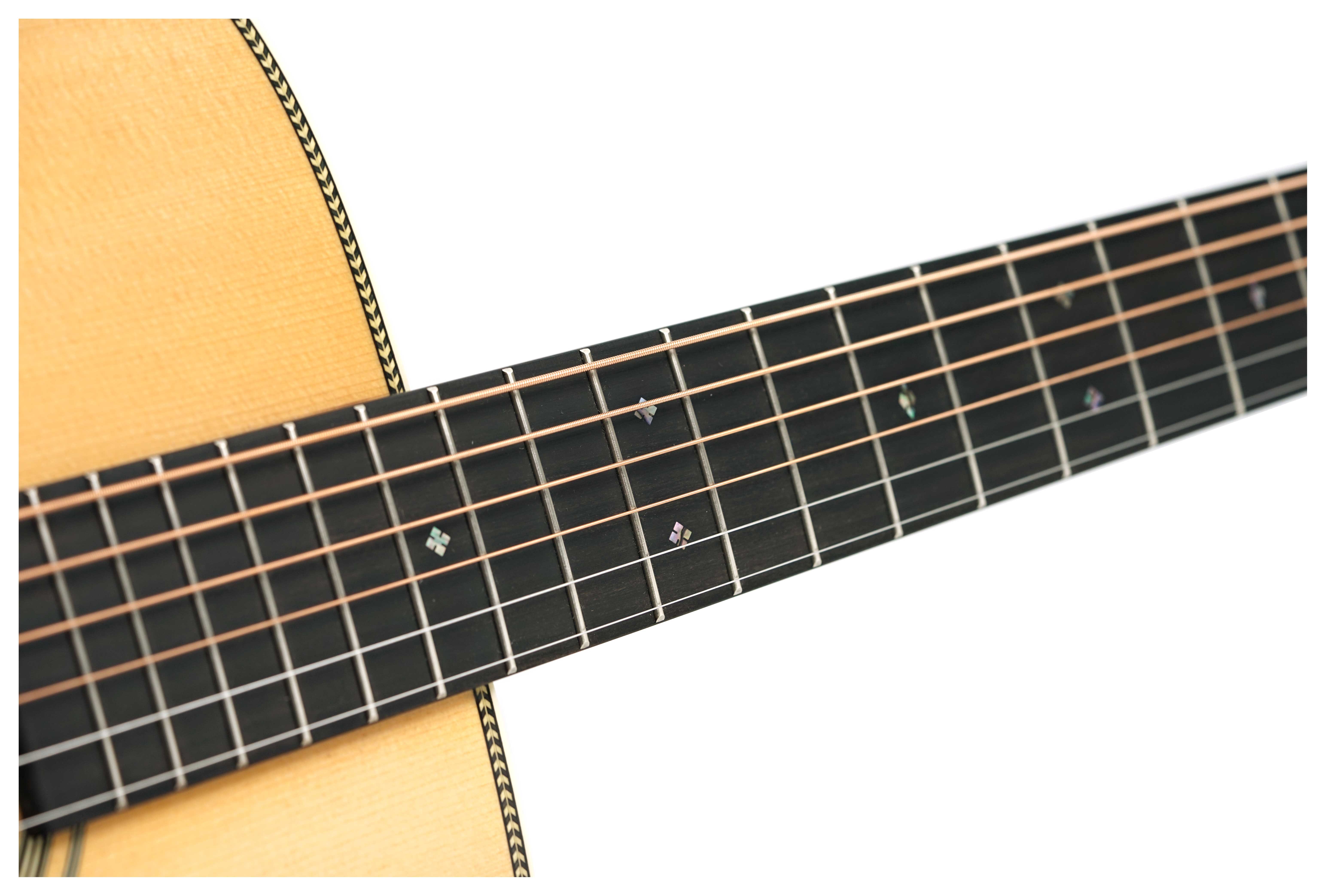 Martin Standard Series HD28E Fishman Aura VT Enhance