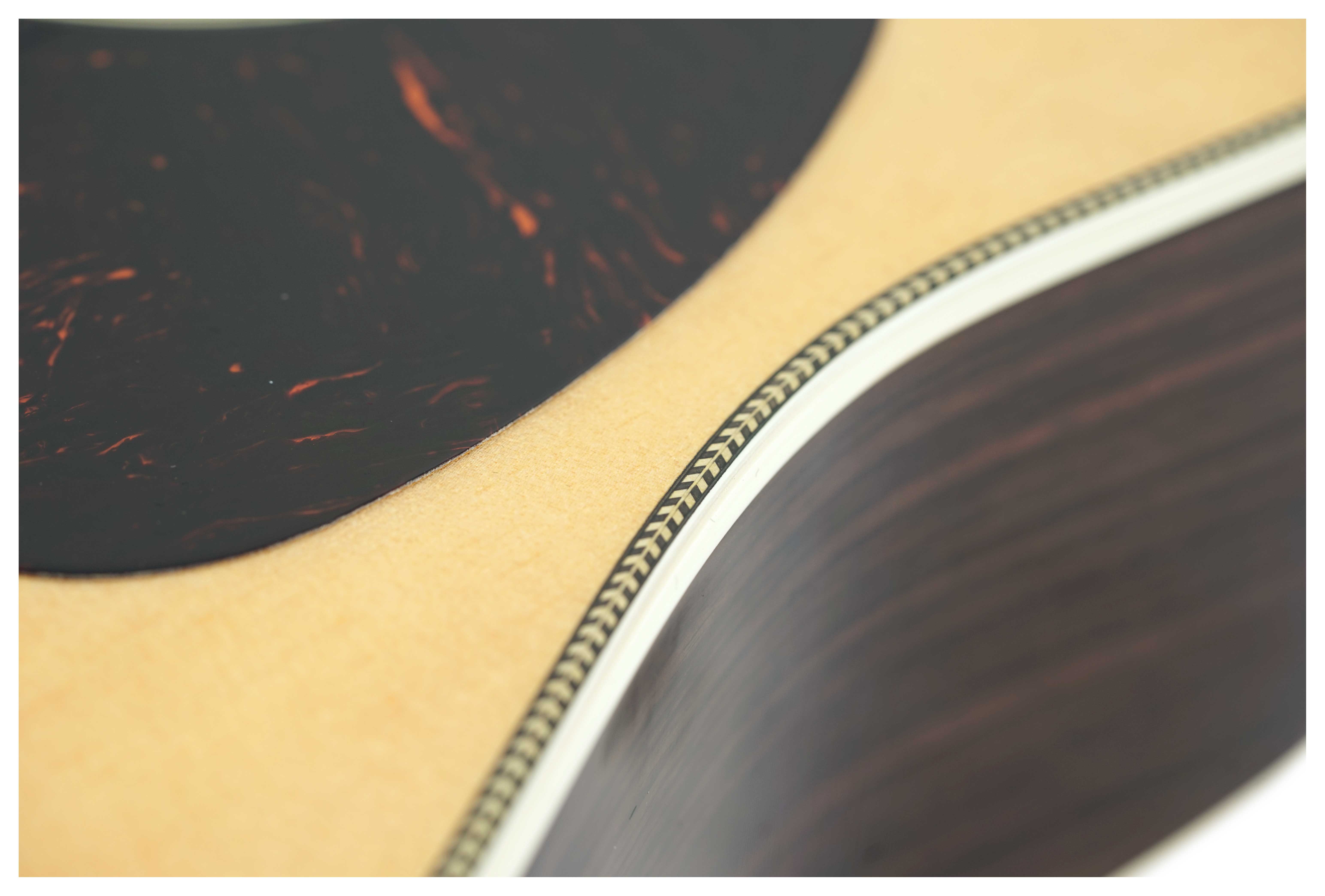 Martin Standard Series HD28E Fishman Aura VT Enhance