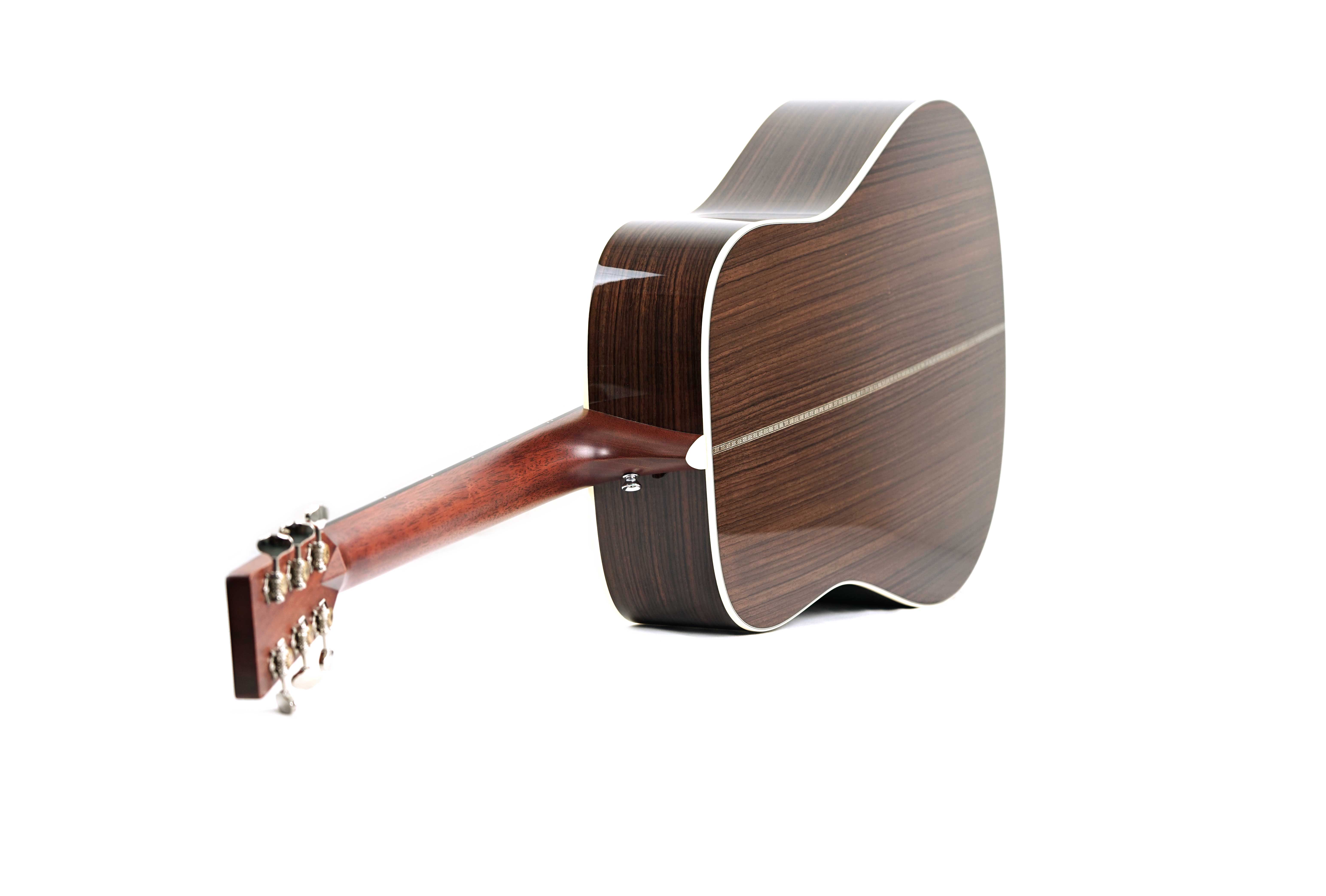 Martin Standard Series HD28E Fishman Aura VT Enhance