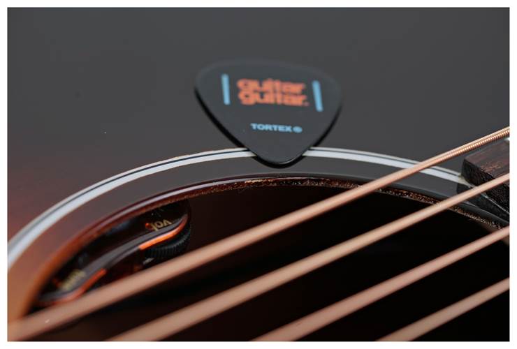 Gibson J-45 Standard Vintage Sunburst (Ex-Demo) #23124124 Gibson J-45 Standard Vintage Sunburst (Ex-Demo) #23124124