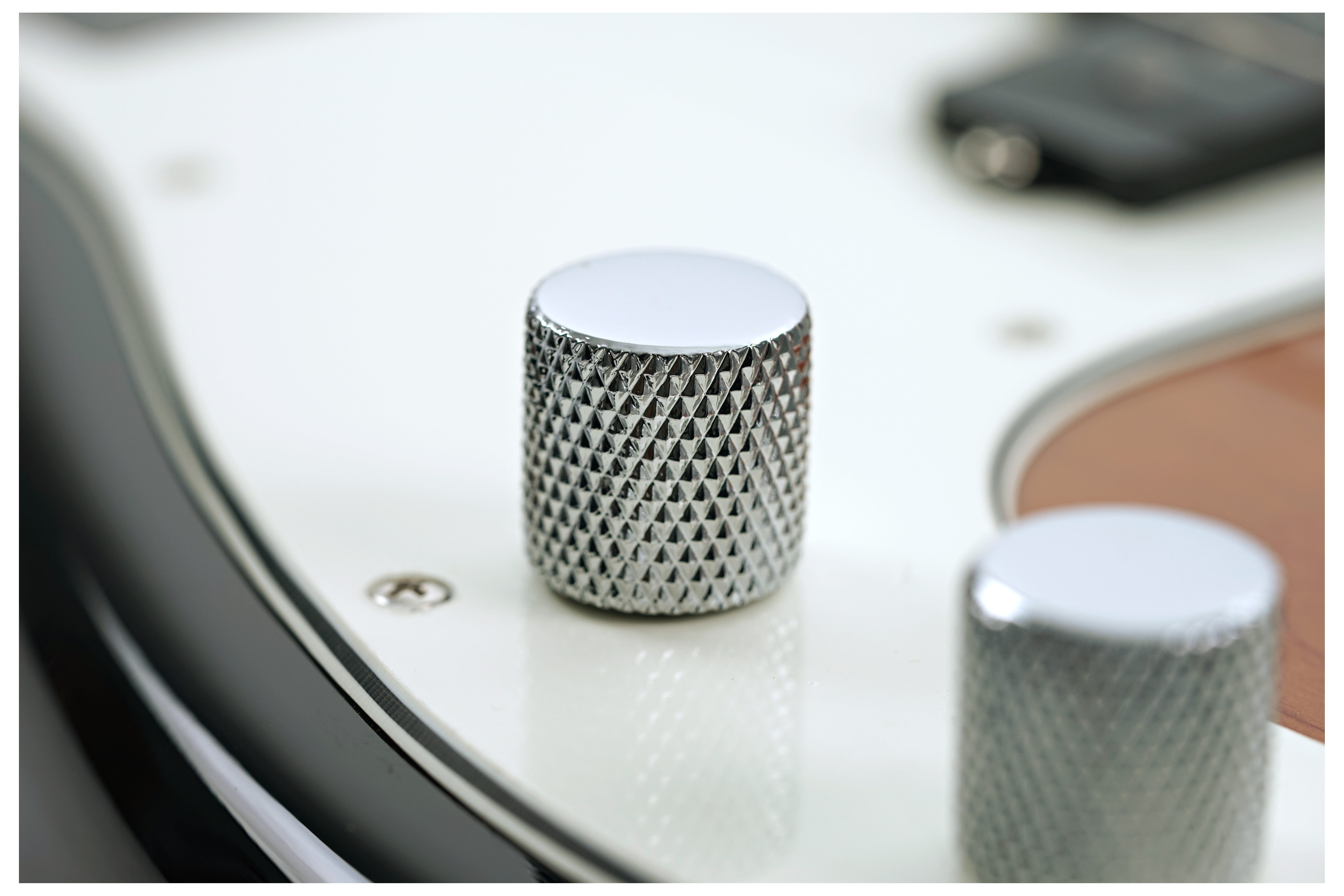 Fender Player Precision Bass 3-Colour Sunburst Pau Ferro Fingerboard Left Handed