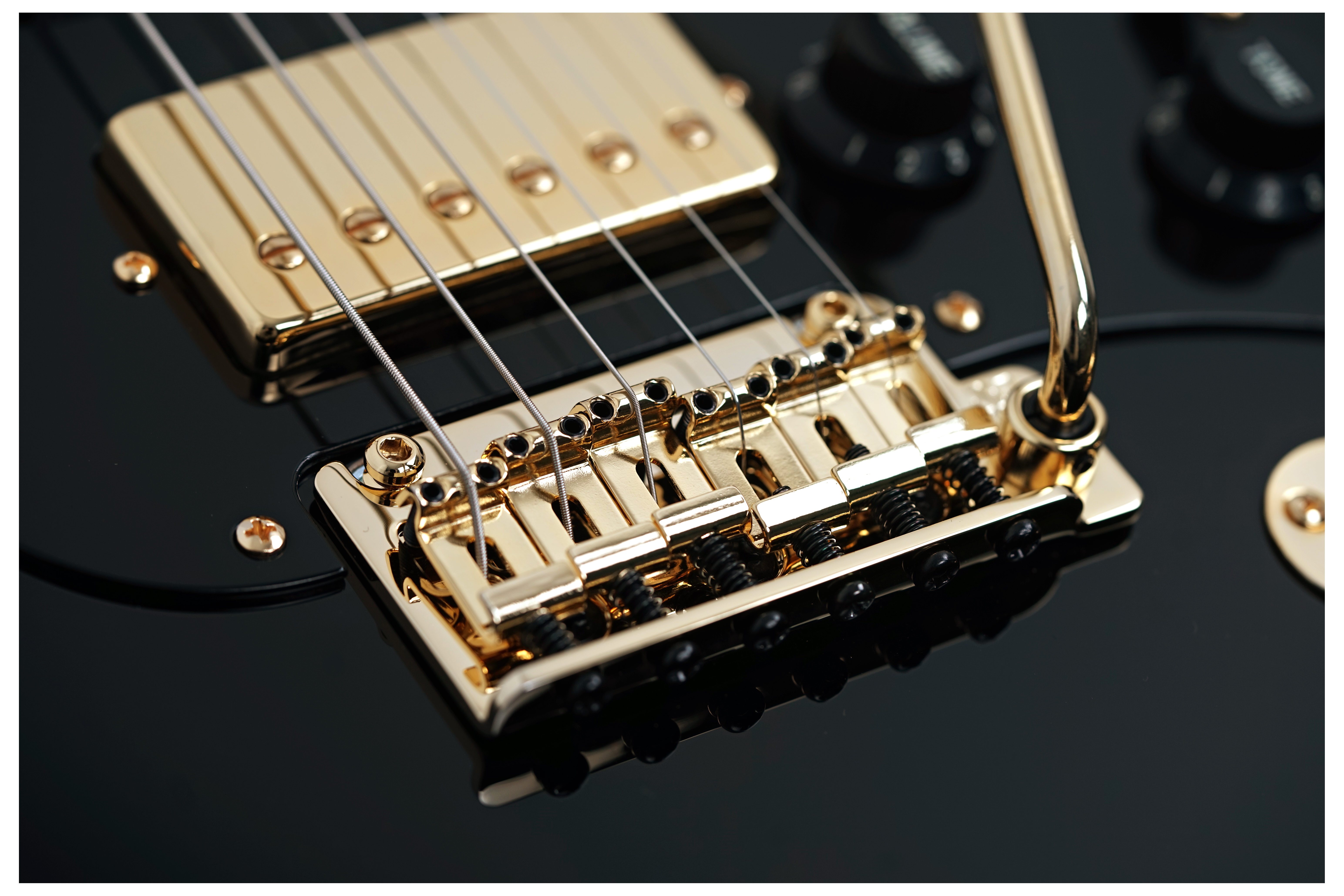 Suhr Mateus Asato Signature Series Classic S Black #87626