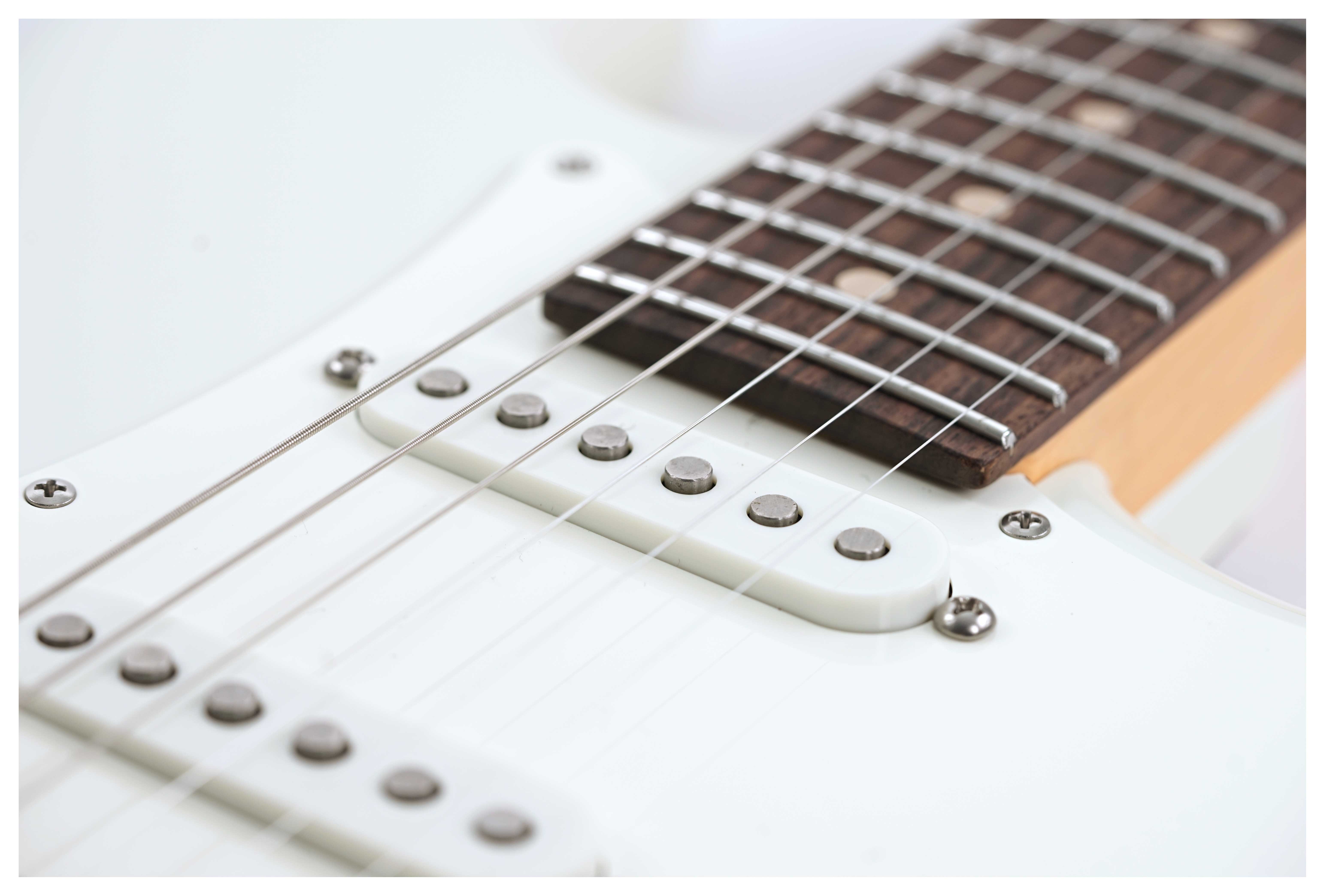 Suhr Classic S Olympic White HSS Rosewood Fingerboard #79993