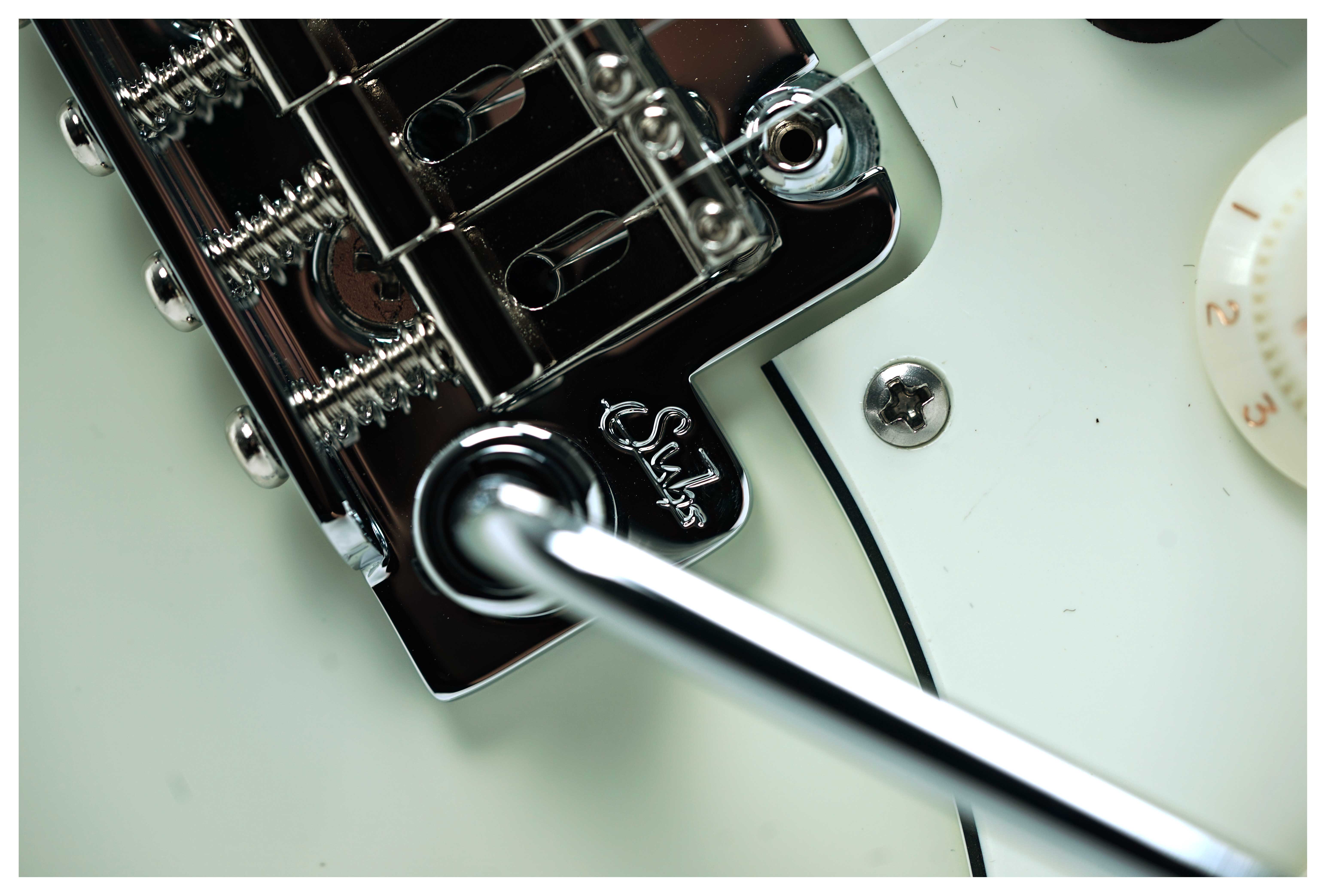 Suhr Classic S Olympic White HSS Rosewood Fingerboard #85669