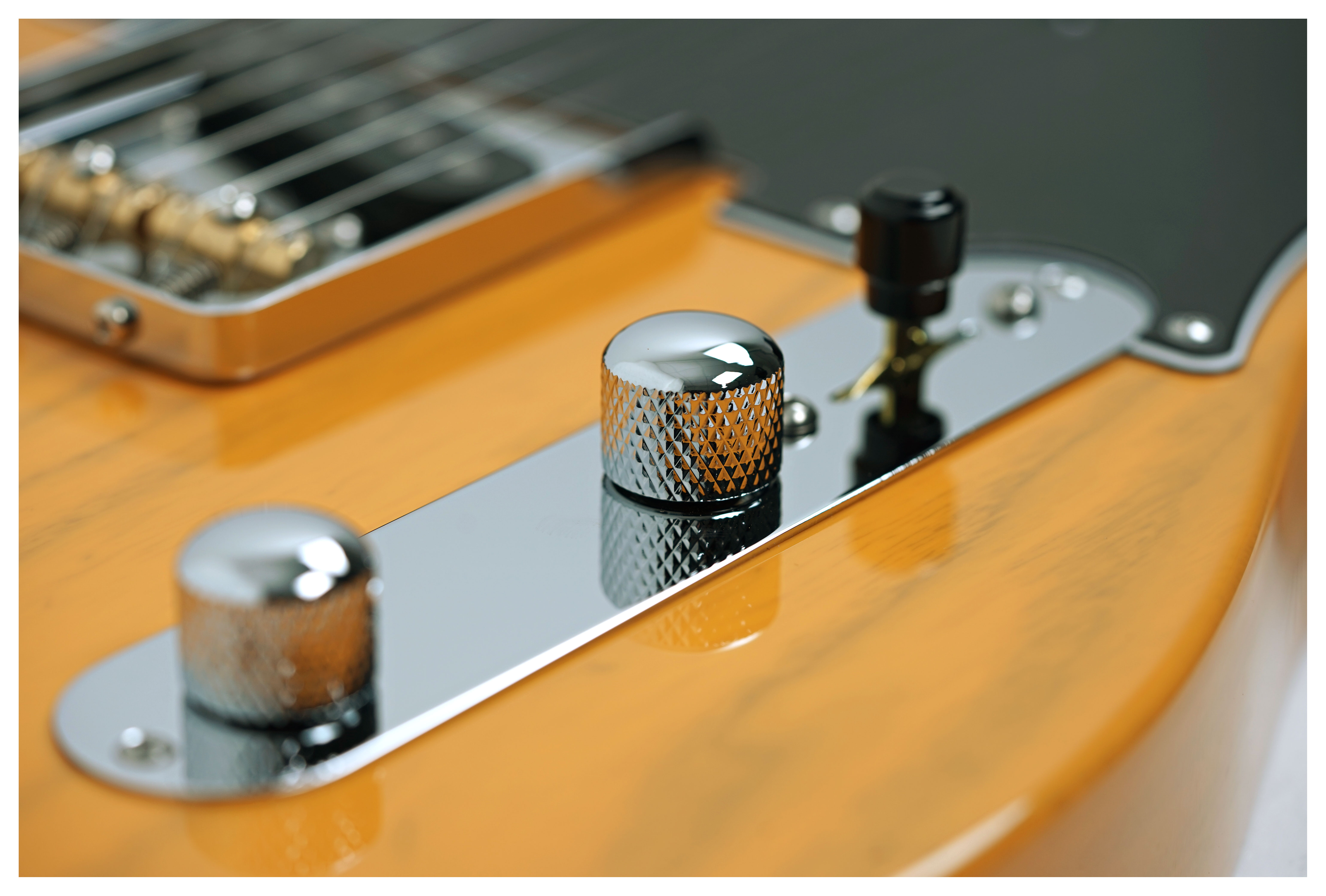 Suhr Classic T Trans Butterscotch Swamp Ash Maple Fingerboard #85675