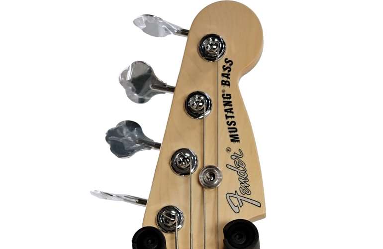 Fender American Performer Mustang Sea Foam Green Rosewood Fingerboard Short Scale Bass (Ex-Demo) #US210032026 Fender American Performer Mustang Sea Foam Green Rosewood Fingerboard Short Scale Bass (Ex-Demo) #US210032026