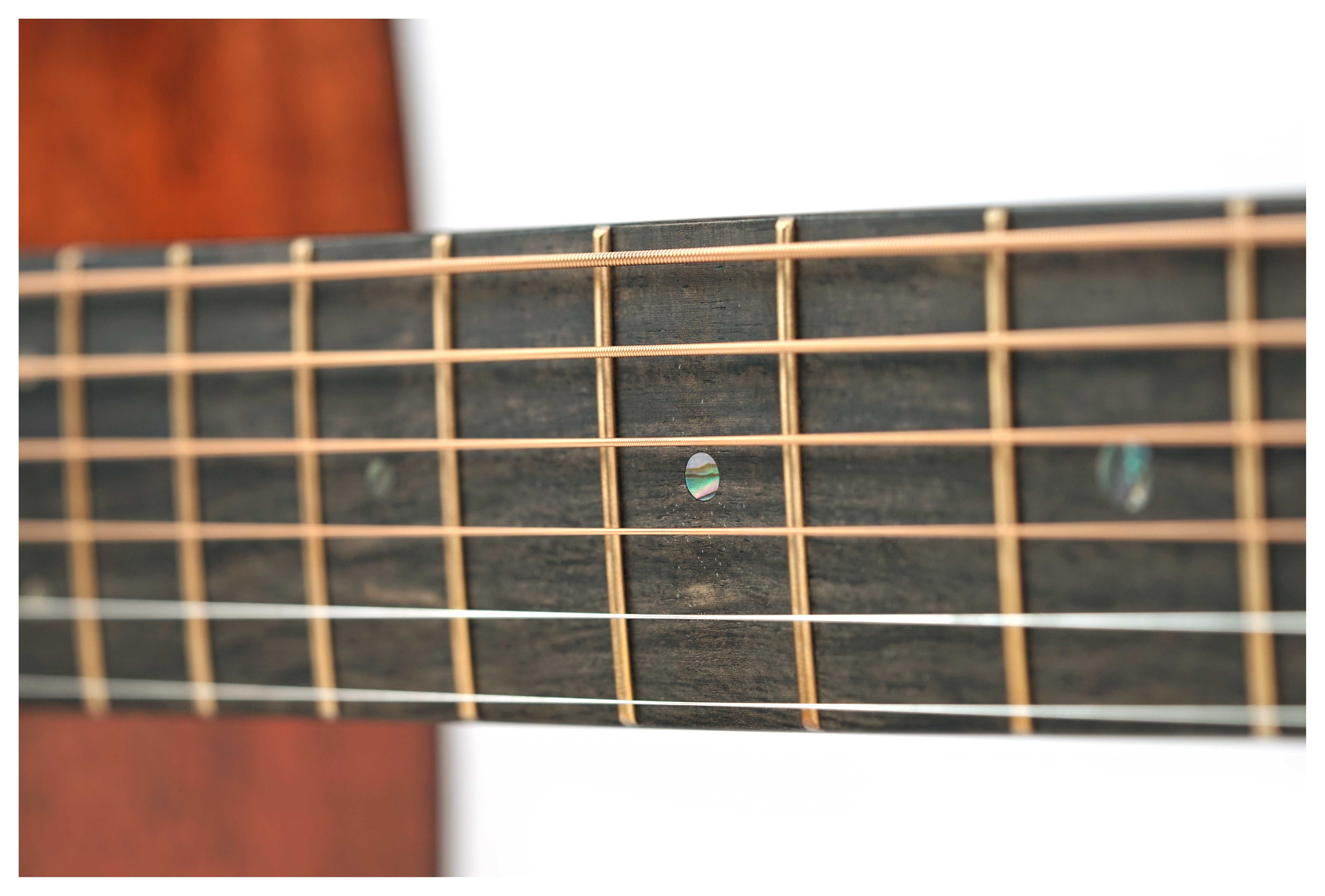 Martin D-18 Modern Deluxe