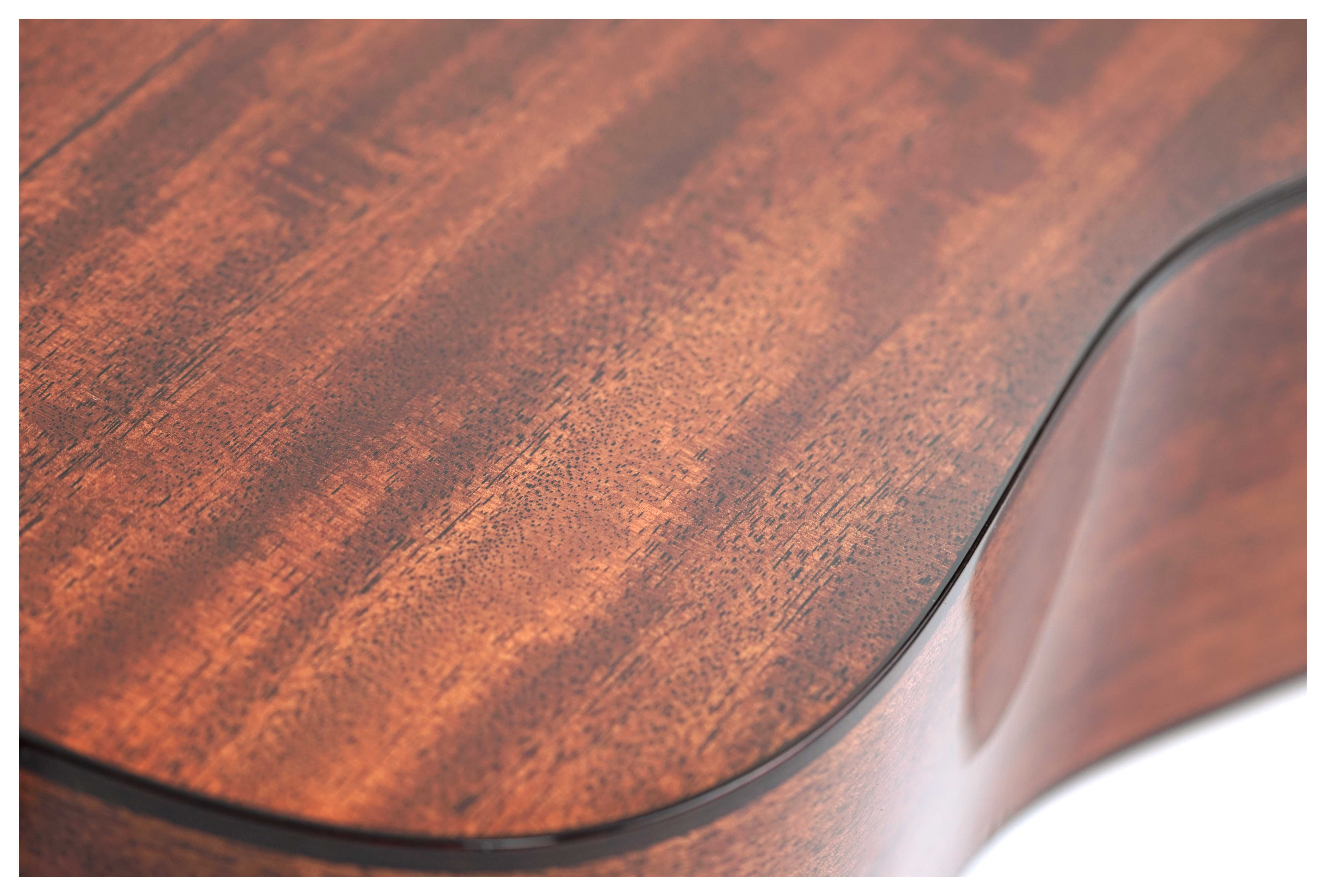 Martin D-18 Modern Deluxe