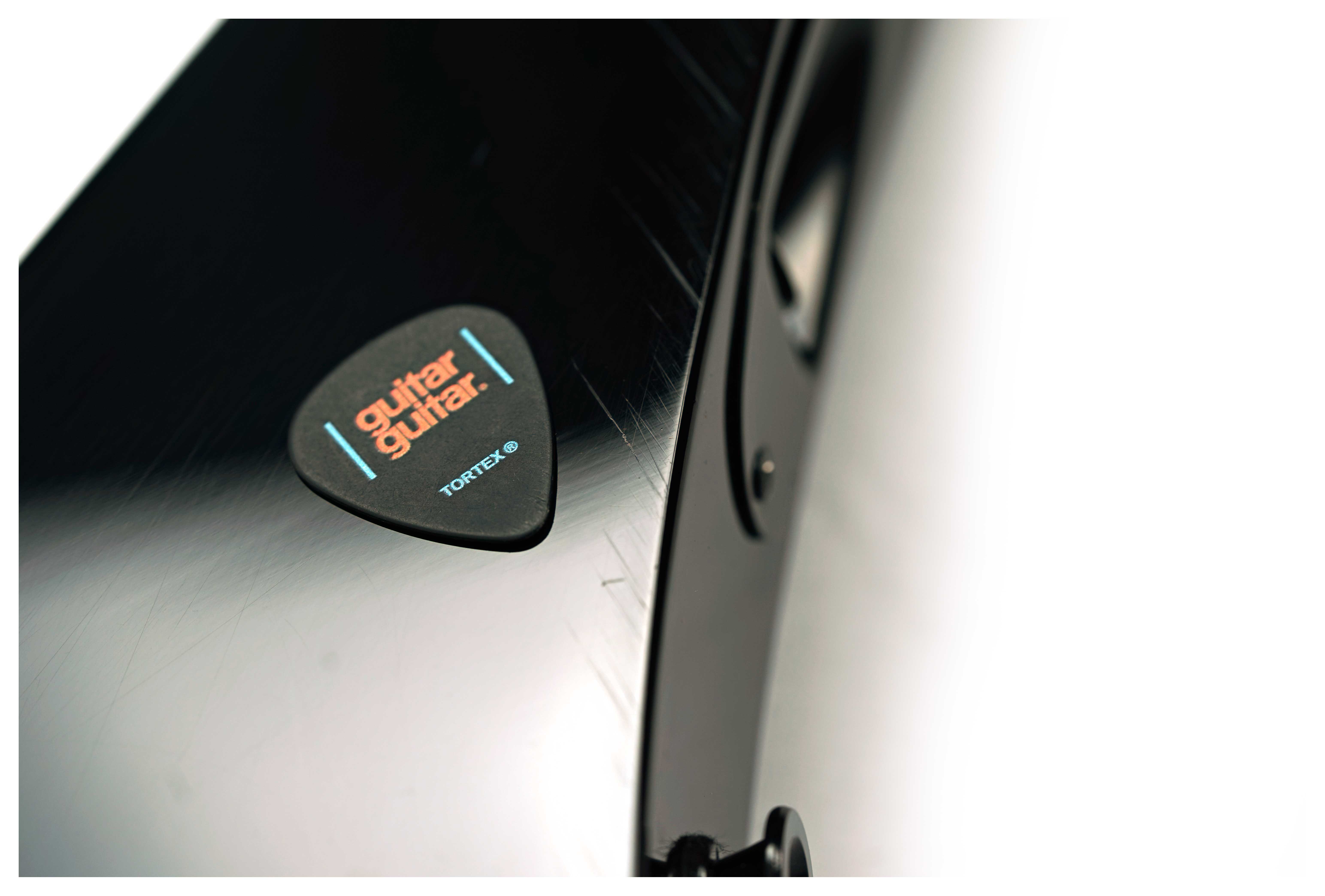 Jackson JS32 Warrior Black with White Bevel Amaranth Fingerboard (Ex-Demo) #CWJ25029471