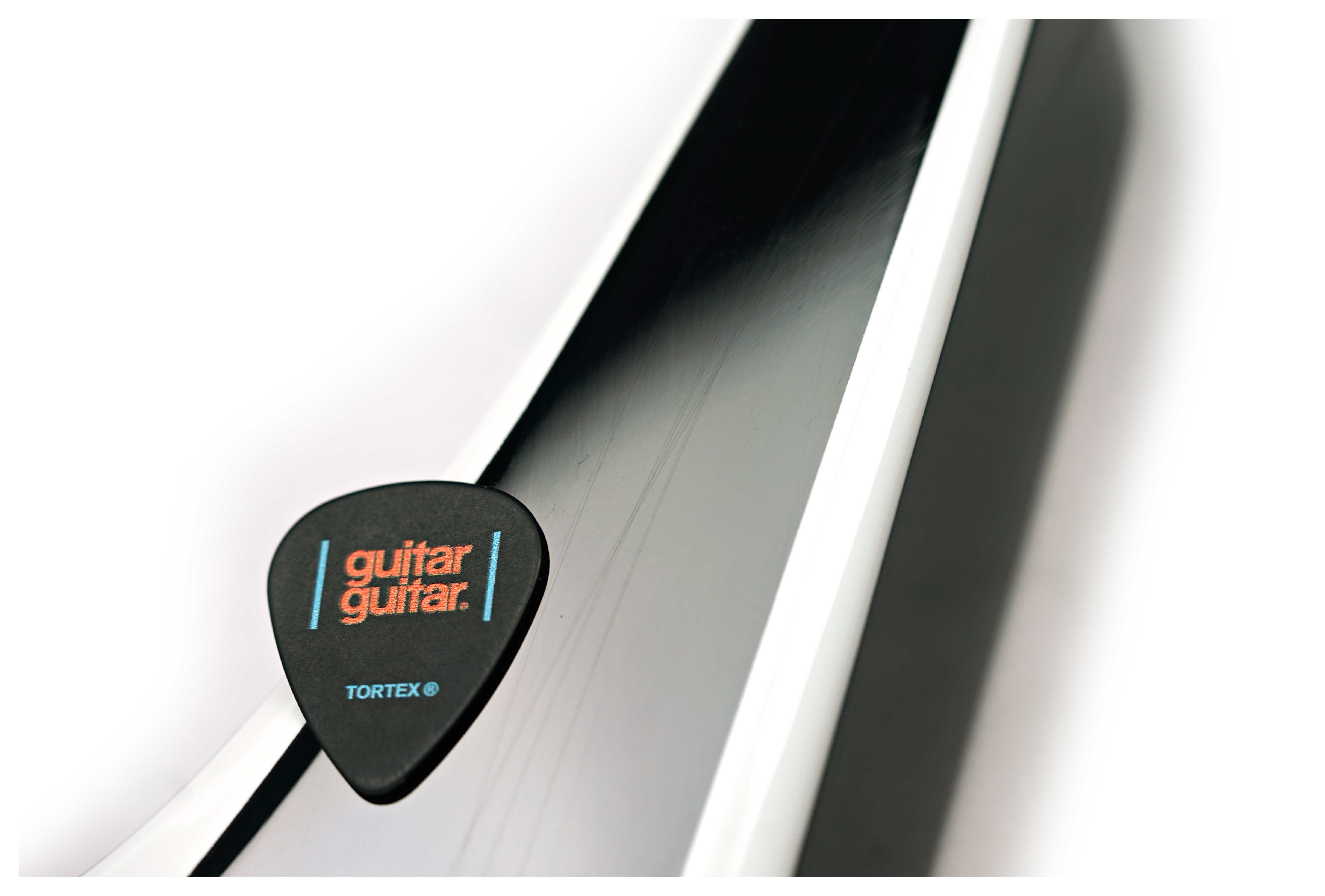 Jackson JS32 Warrior Black with White Bevel Amaranth Fingerboard (Ex-Demo) #CWJ25029471