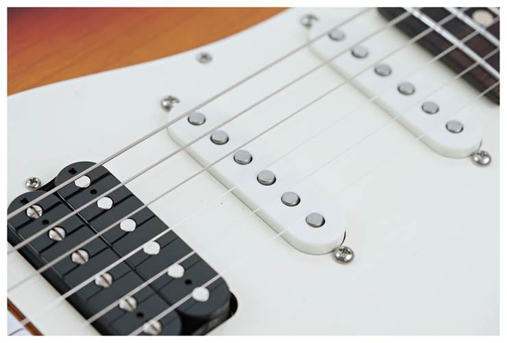 Suhr Classic S Antique 3 Tone Sunburst HSS Rosewood Fingerboard #85667 Suhr Classic S Antique 3 Tone Sunburst HSS Rosewood Fingerboard #85667