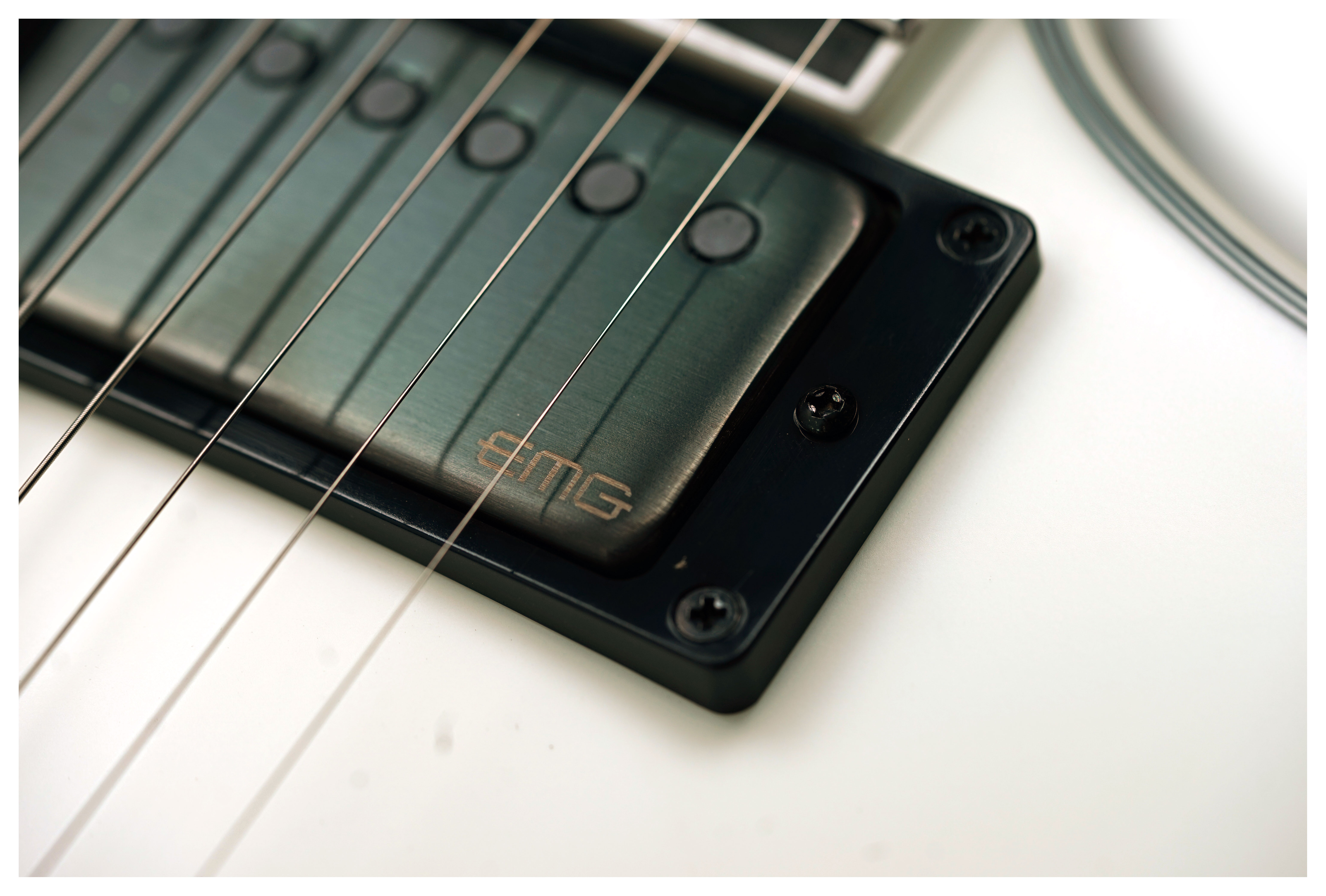 ESP E-II Eclipse Snow White Satin (Ex-Demo) #ES9152253