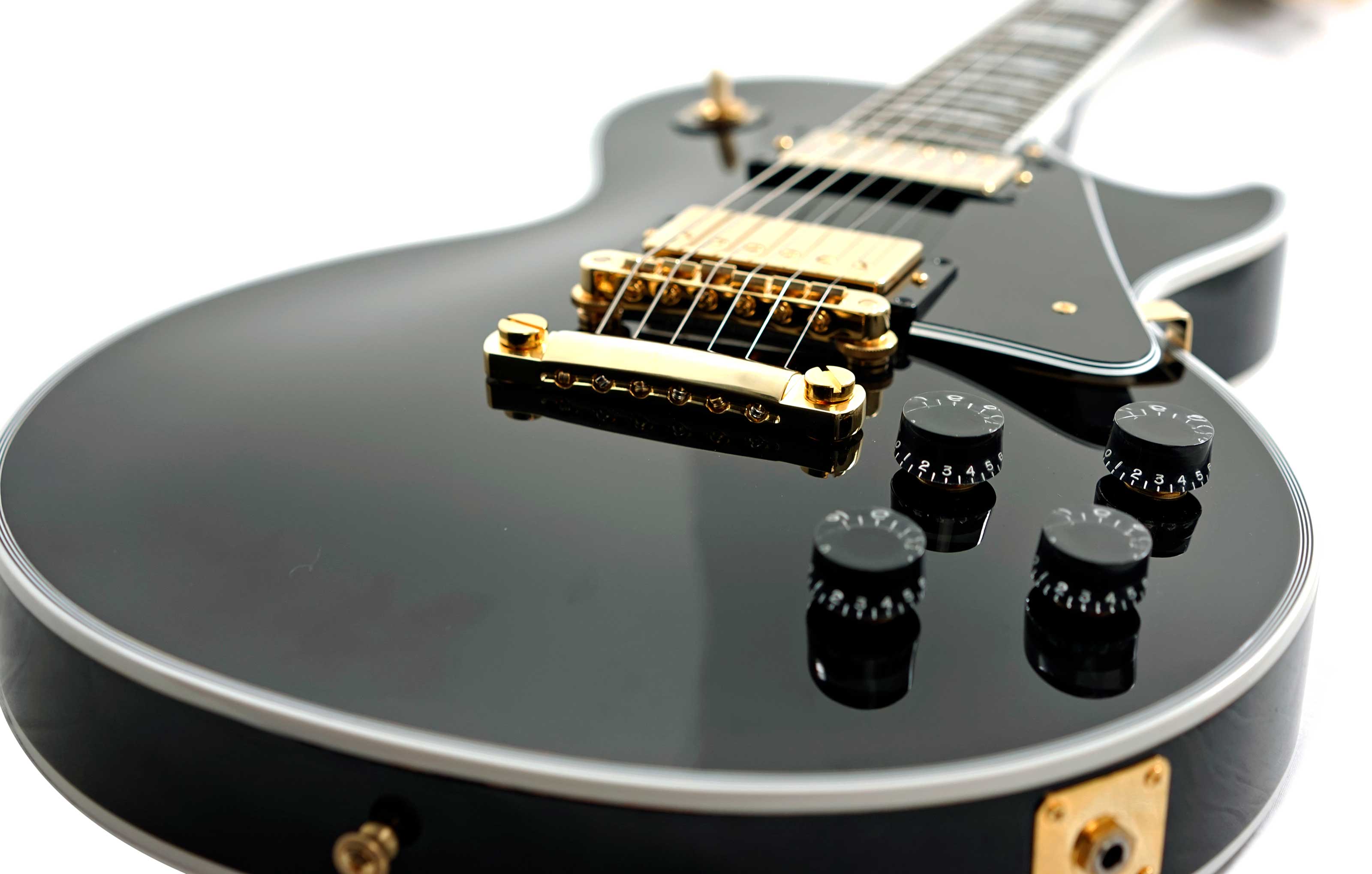 Gibson Custom Shop Les Paul Custom Ebony with Ebony Fingerboard Gloss