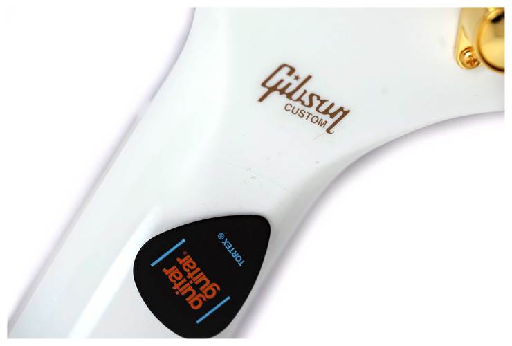 Gibson Custom Shop Les Paul Custom Alpine White with Ebony Fingerboard Gloss (Ex-Demo) #CS403346 Gibson Custom Shop Les Paul Custom Alpine White with Ebony Fingerboard Gloss (Ex-Demo) #CS403346