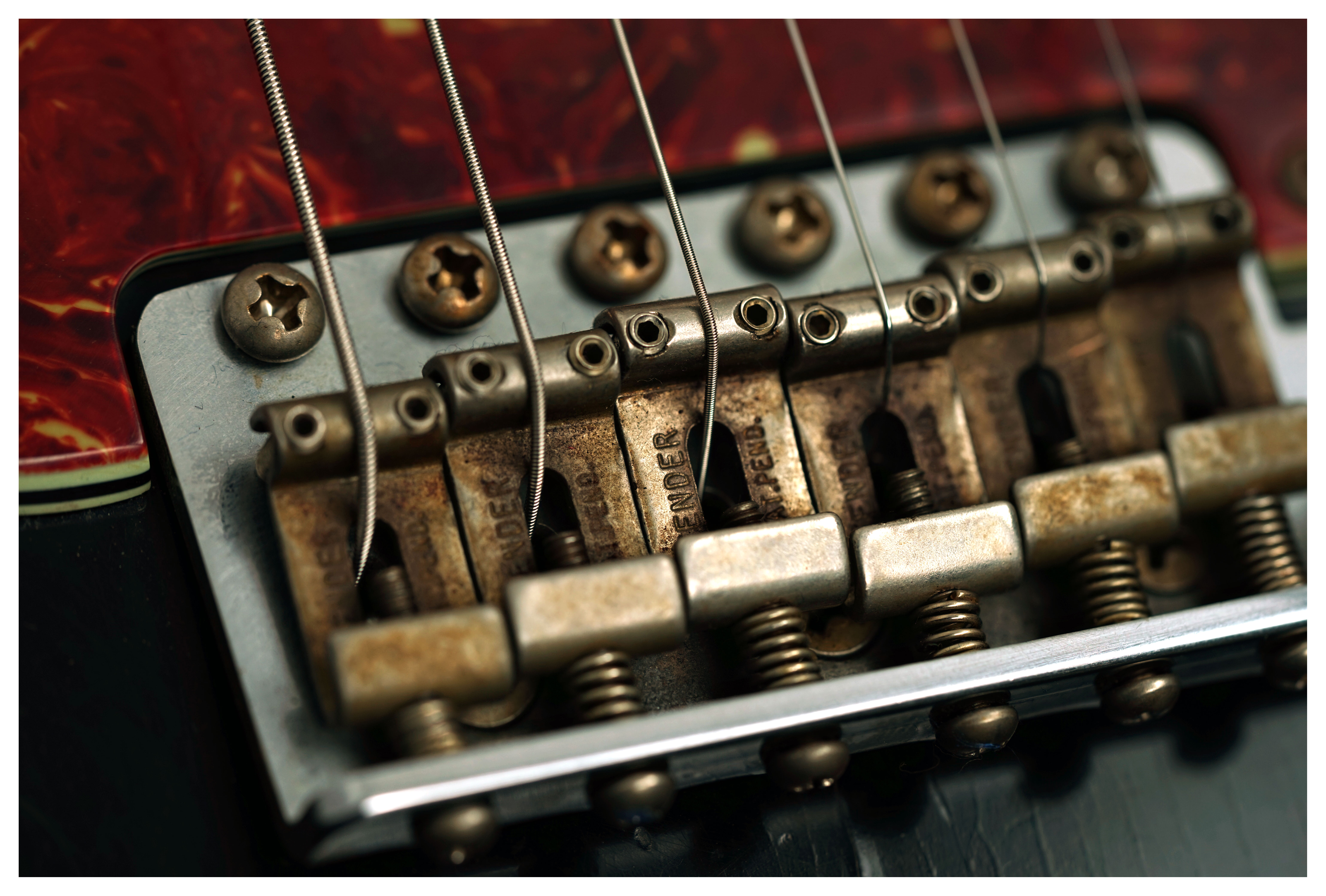 Fender Custom Shop 1961 Stratocaster Heavy Relic Black over Desert Sand Masterbuilt by Dale Wilson Rosewood Fingerboard #CZ575017