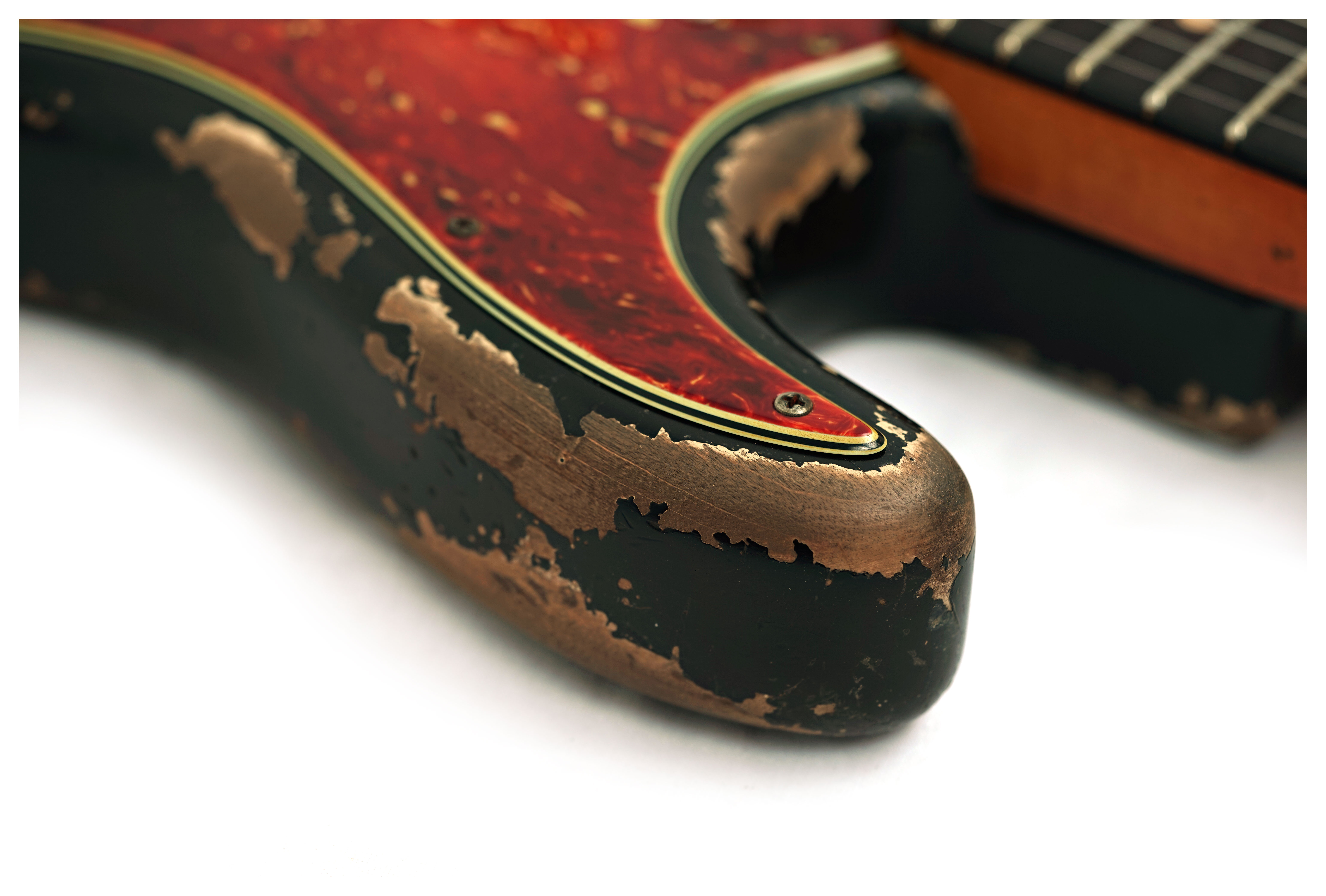 Fender Custom Shop 1961 Stratocaster Heavy Relic Black over Desert Sand Masterbuilt by Dale Wilson Rosewood Fingerboard #CZ575017