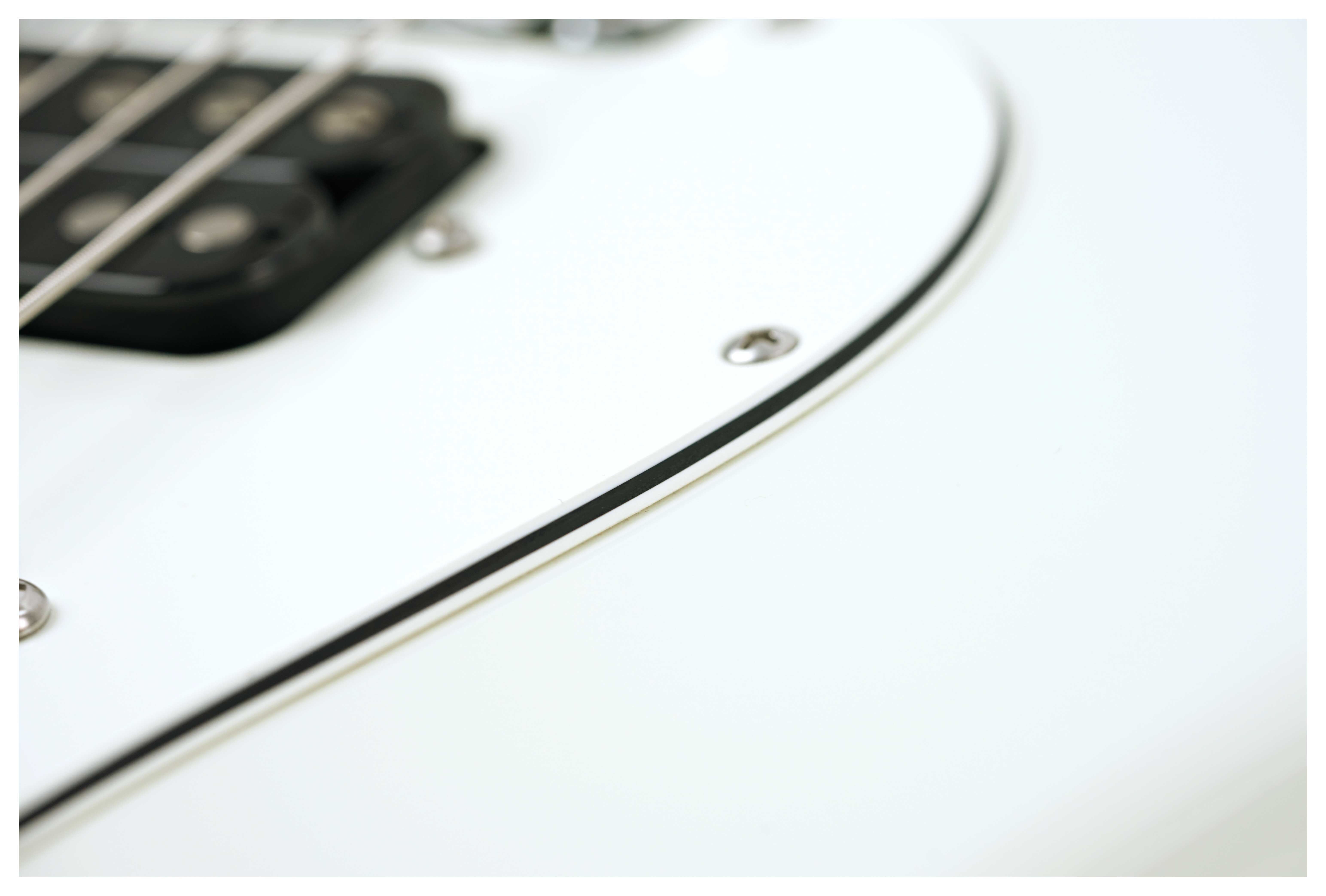 Suhr Classic S Olympic White HSS Maple Fingerboard