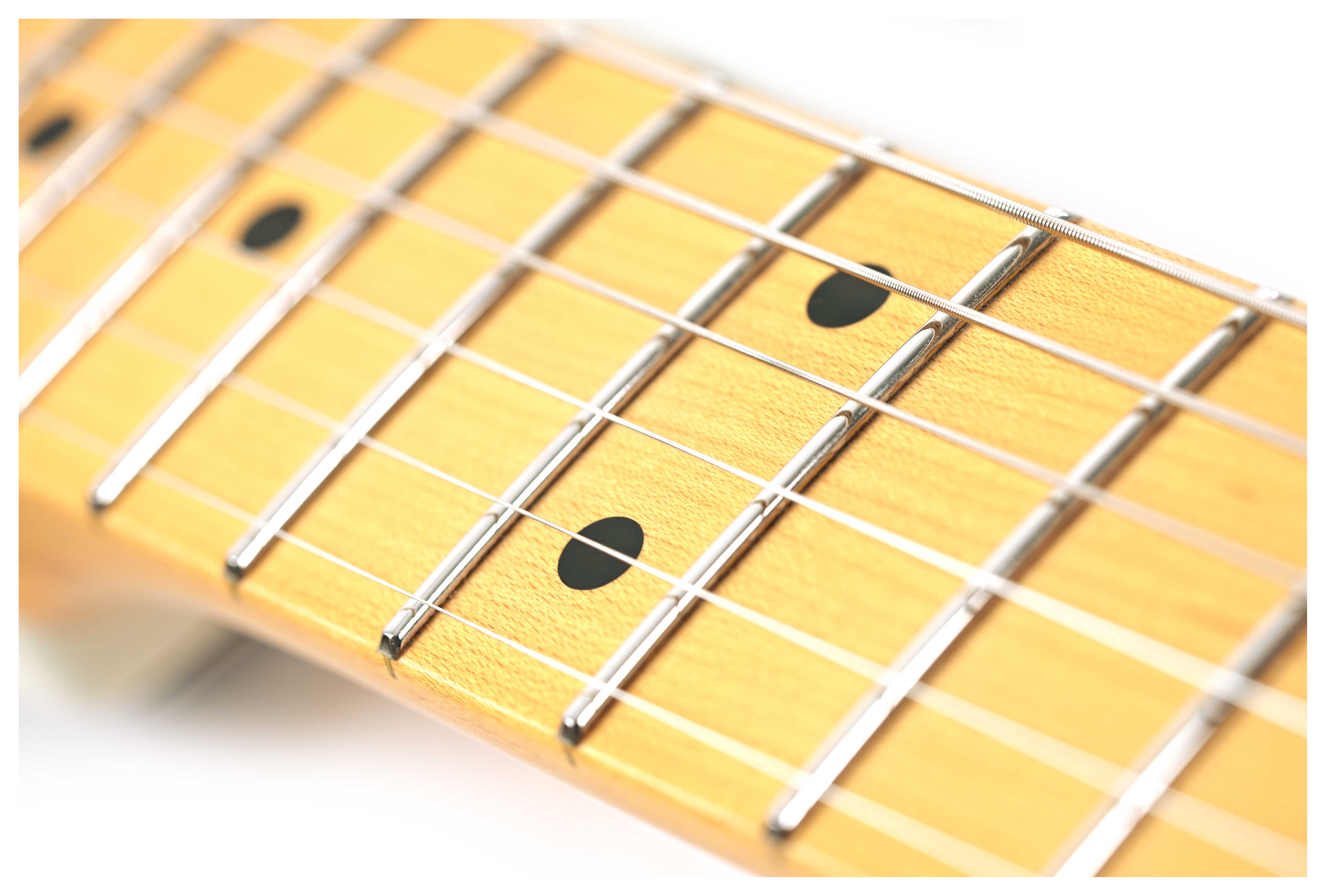 Suhr Classic S Olympic White HSS Maple Fingerboard