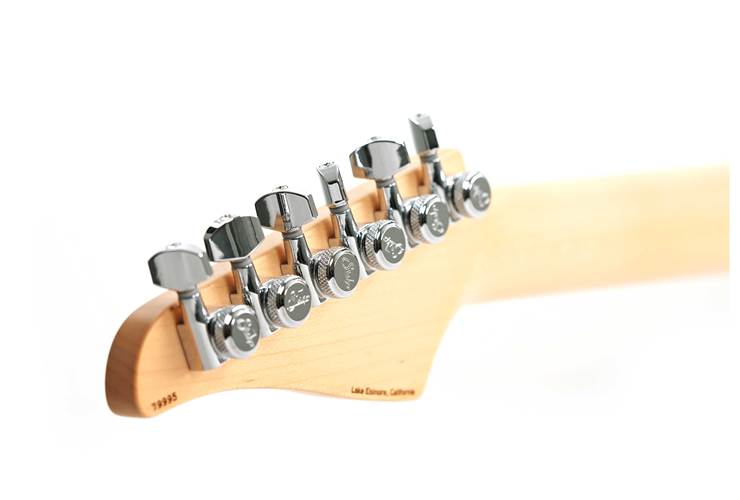 Suhr Classic S Vintage Yellow HSS Rosewood Fingerboard #79995 Suhr Classic S Vintage Yellow HSS Rosewood Fingerboard #79995