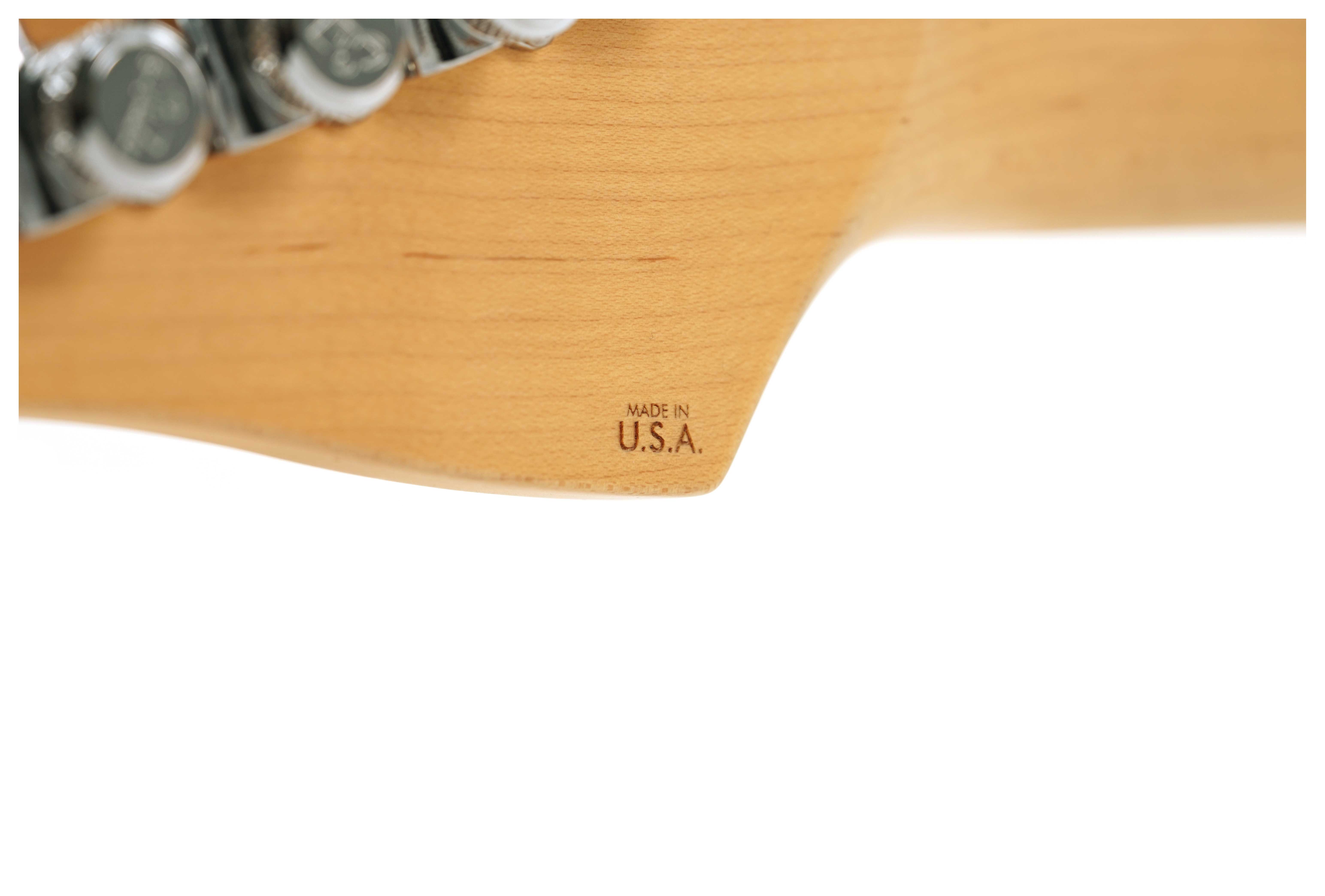 Suhr Classic S Black HSS Maple Fingerboard