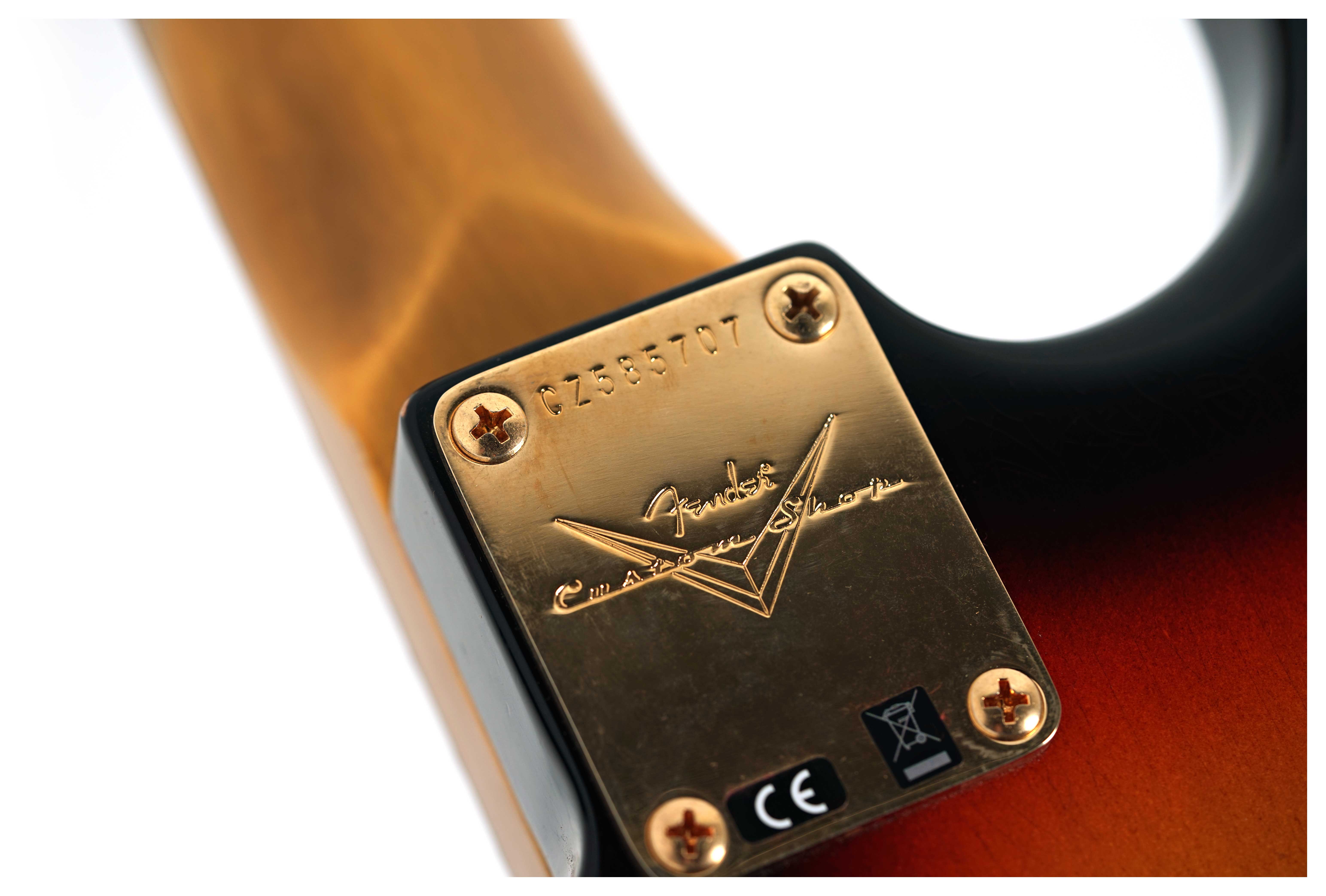 Fender Custom Shop Stevie Ray Vaughan Stratocaster Relic Faded 3-Colour Sunburst #CZ585707