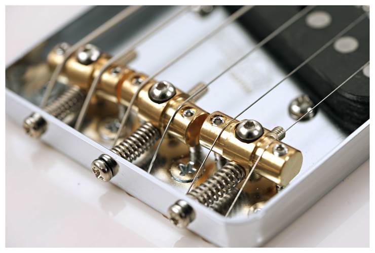 Suhr Classic T Trans White Swamp Ash Maple Fingerboard SSCII (Nearly New) #71066 Suhr Classic T Trans White Swamp Ash Maple Fingerboard SSCII (Nearly New) #71066