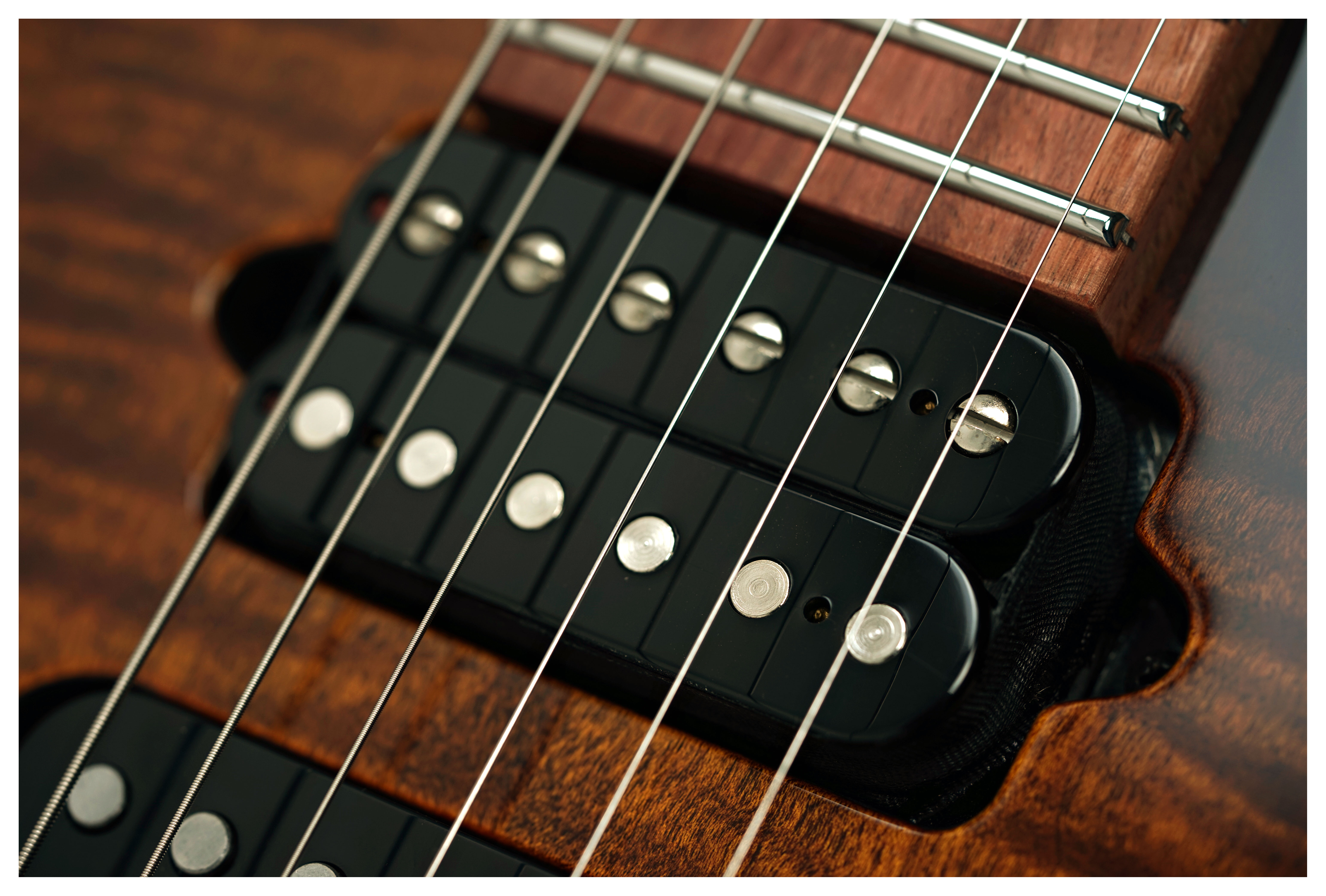 Suhr Modern Plus Bengal Burst Pau Ferro Fingerboard HSH #87608