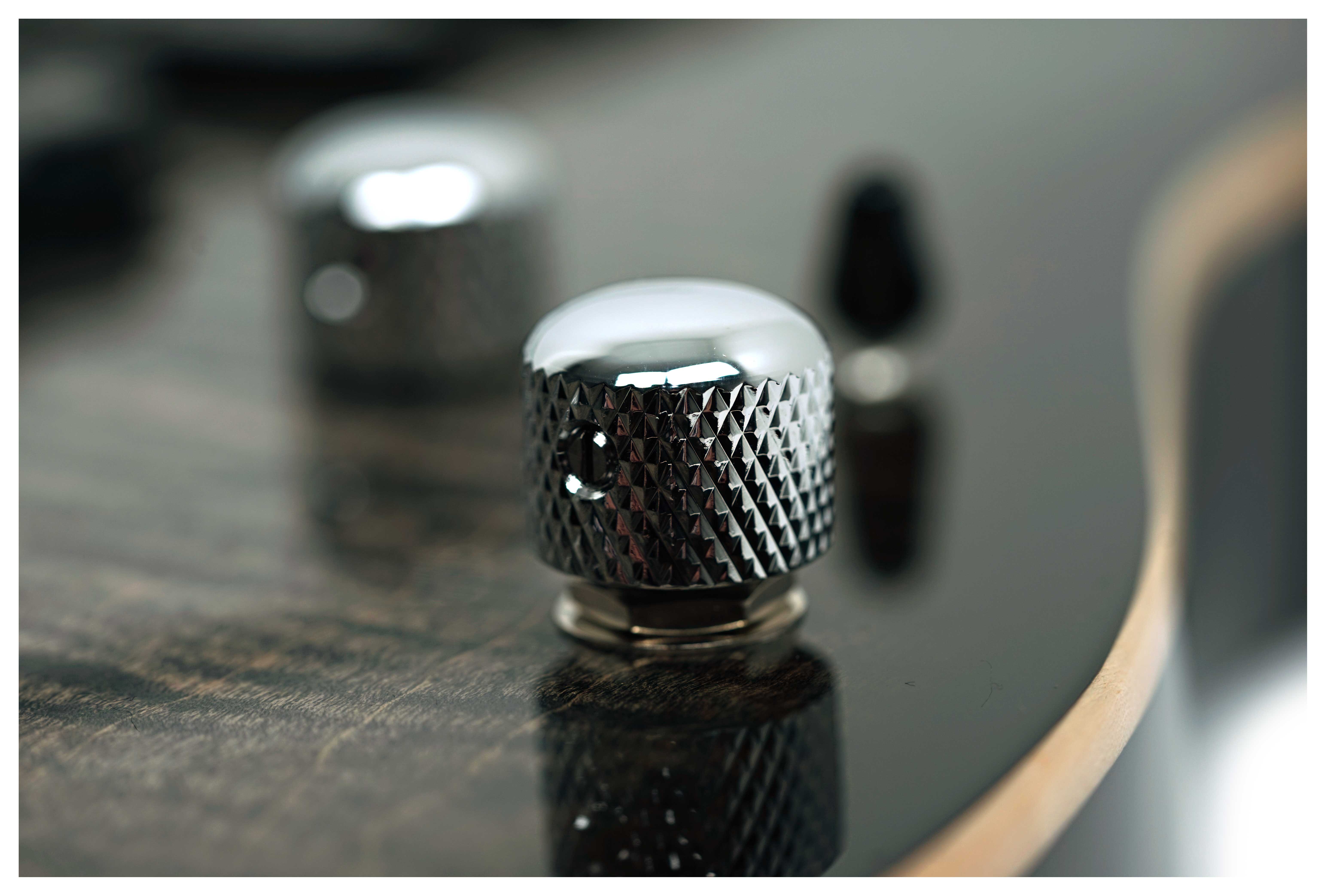 Suhr Modern Plus Charcoal Burst HSH Roasted Maple Fingerboard #91382