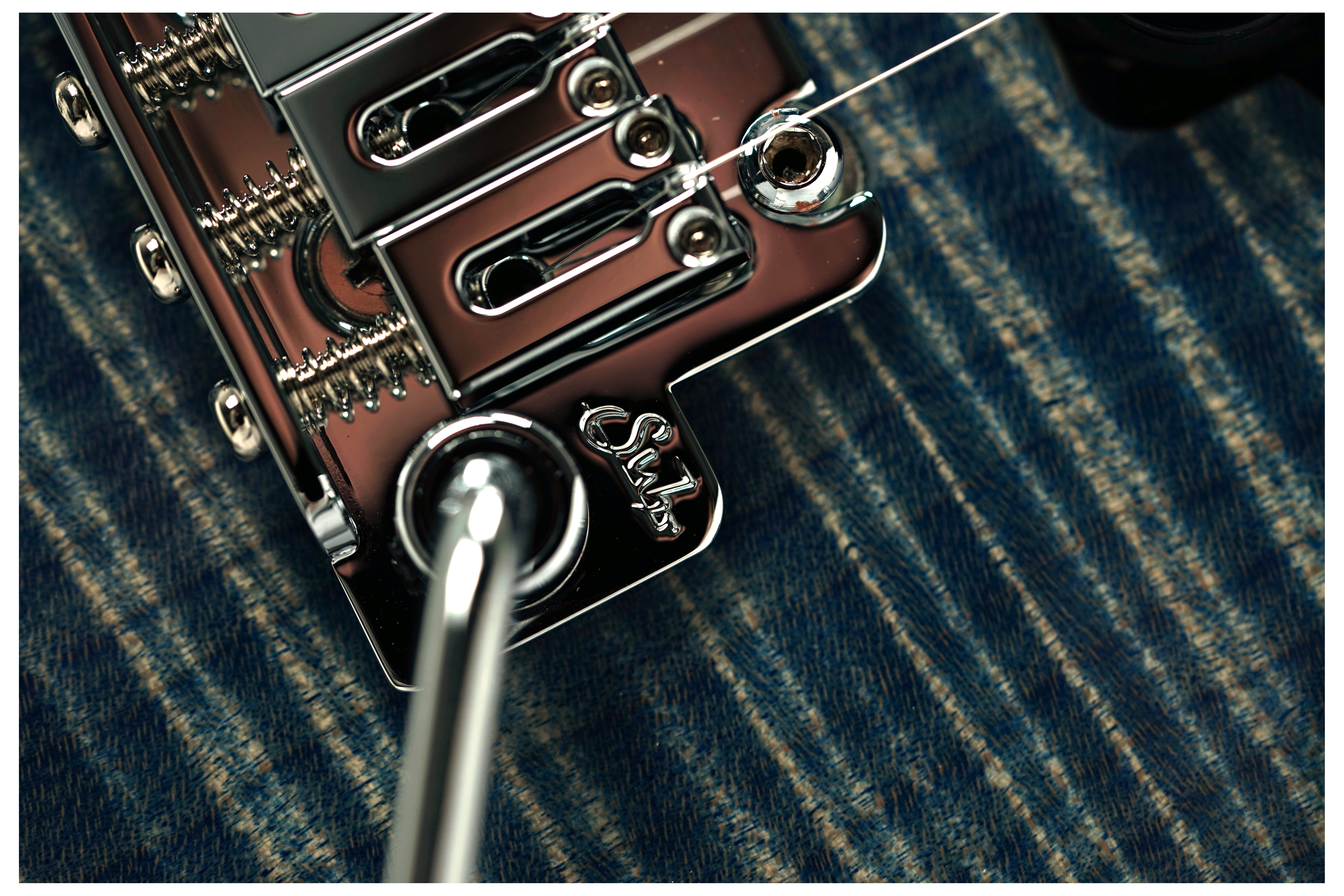 Suhr Modern Plus Faded Trans Whale Blue Burst Pau Ferro Fingerboard HSH #91387