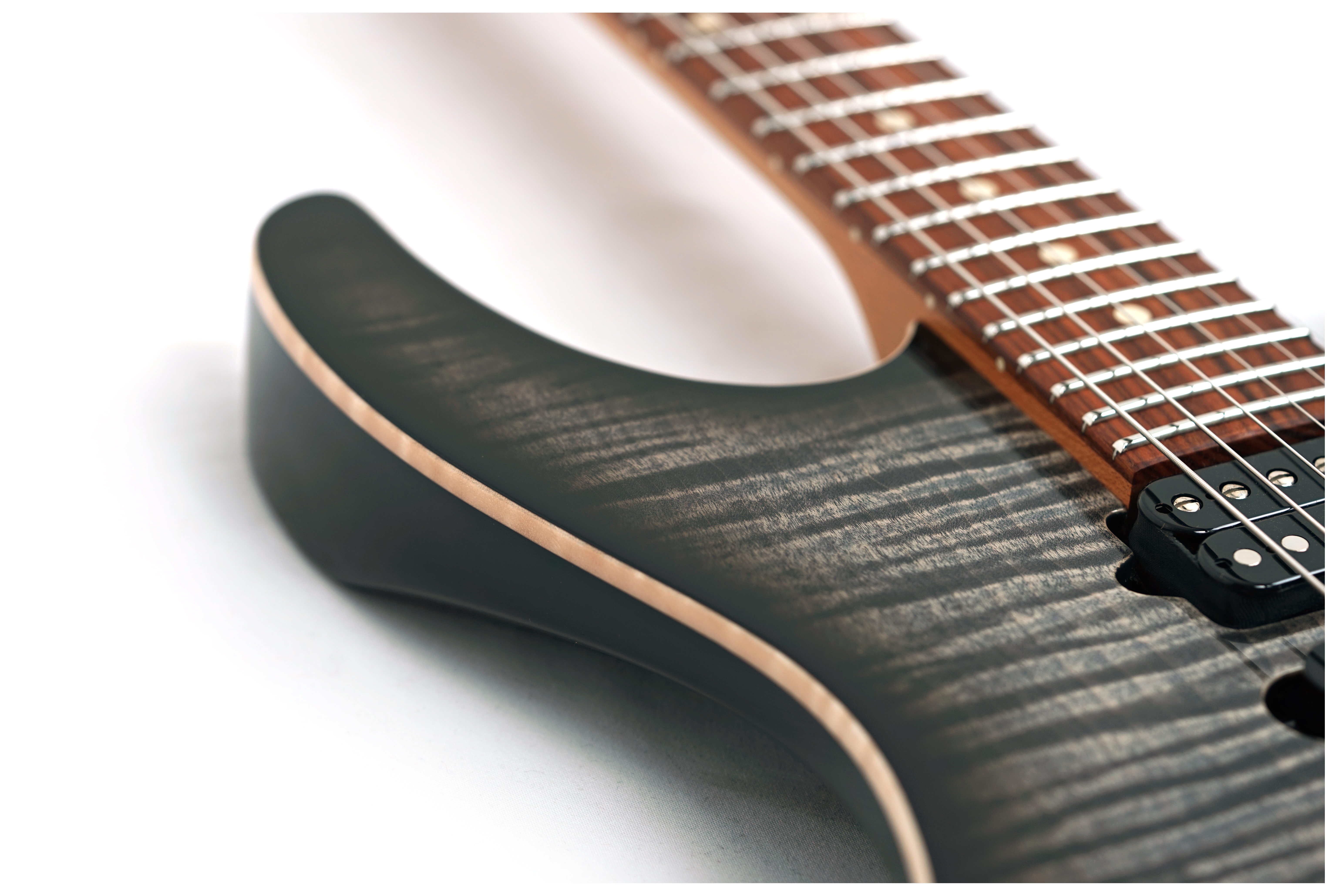 Suhr Modern Plus Charcoal Burst Pau Ferro Fingerboard HSH #91383