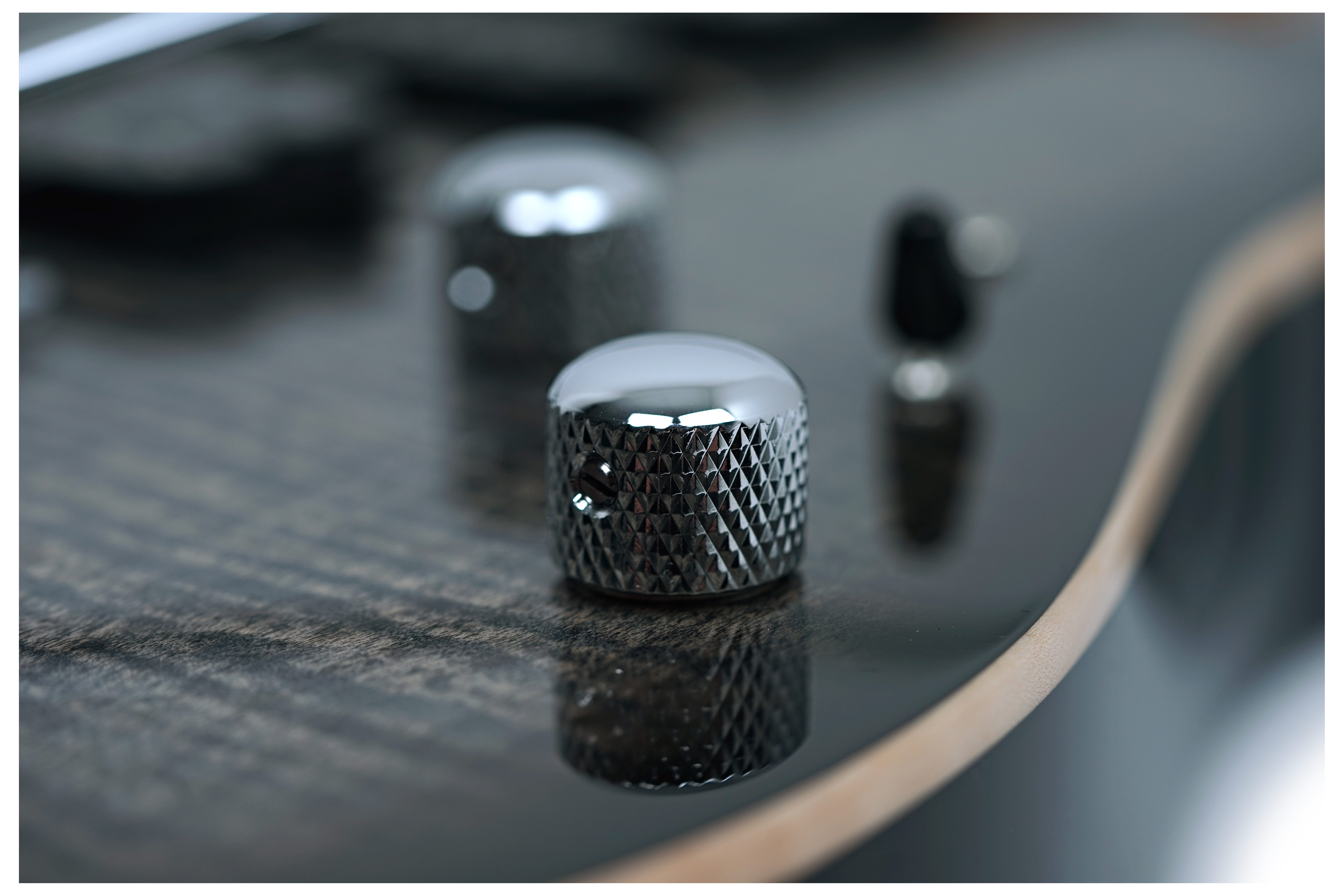 Suhr Modern Plus Charcoal Burst Pau Ferro Fingerboard HSH #91383