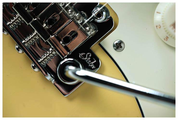 Suhr Classic Antique S Vintage Yellow HSS Rosewood Fingerboard SSCII #87601 Suhr Classic Antique S Vintage Yellow HSS Rosewood Fingerboard SSCII #87601